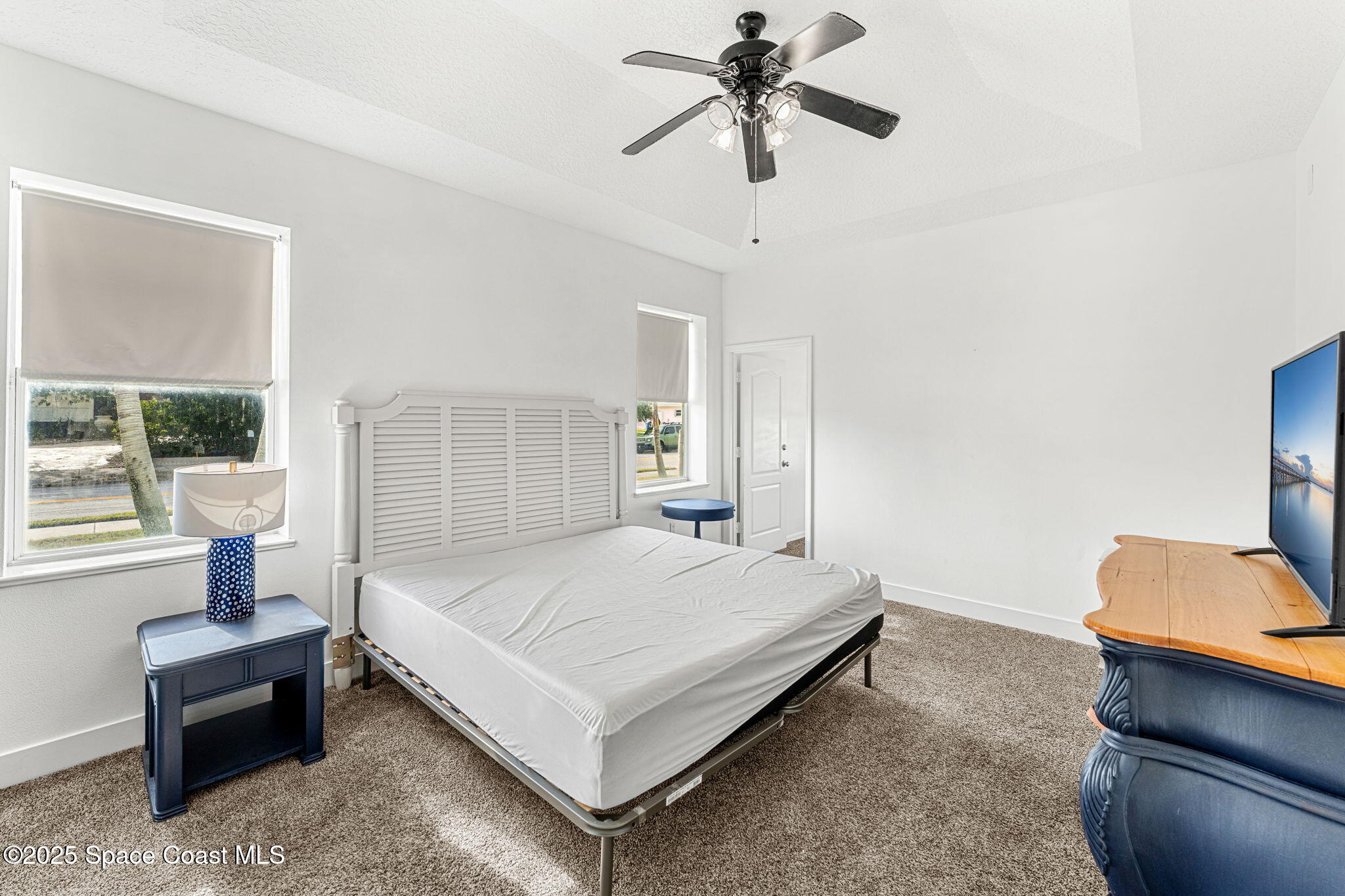 48 Harbor Circle