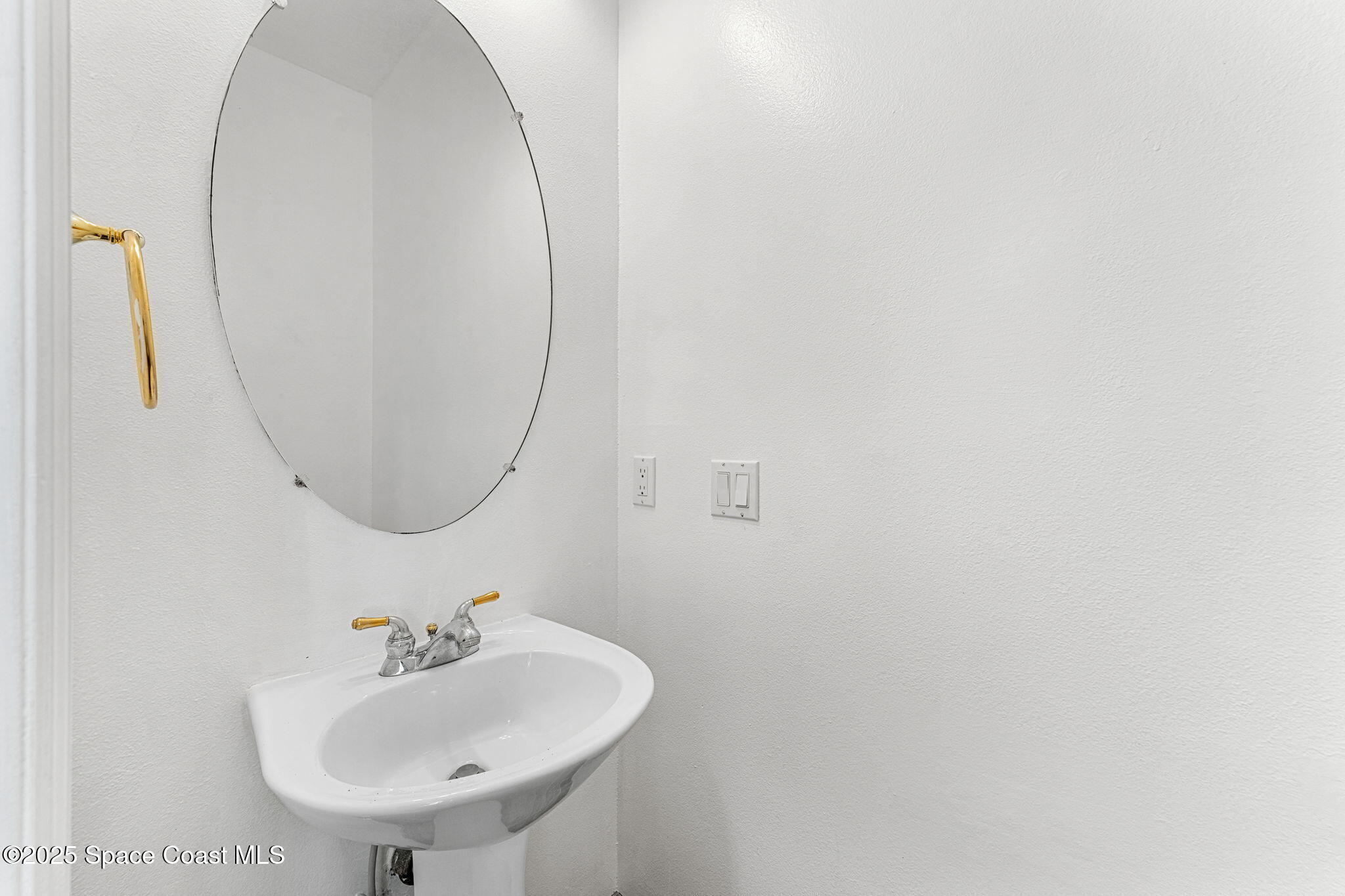 48 Harbor Circle