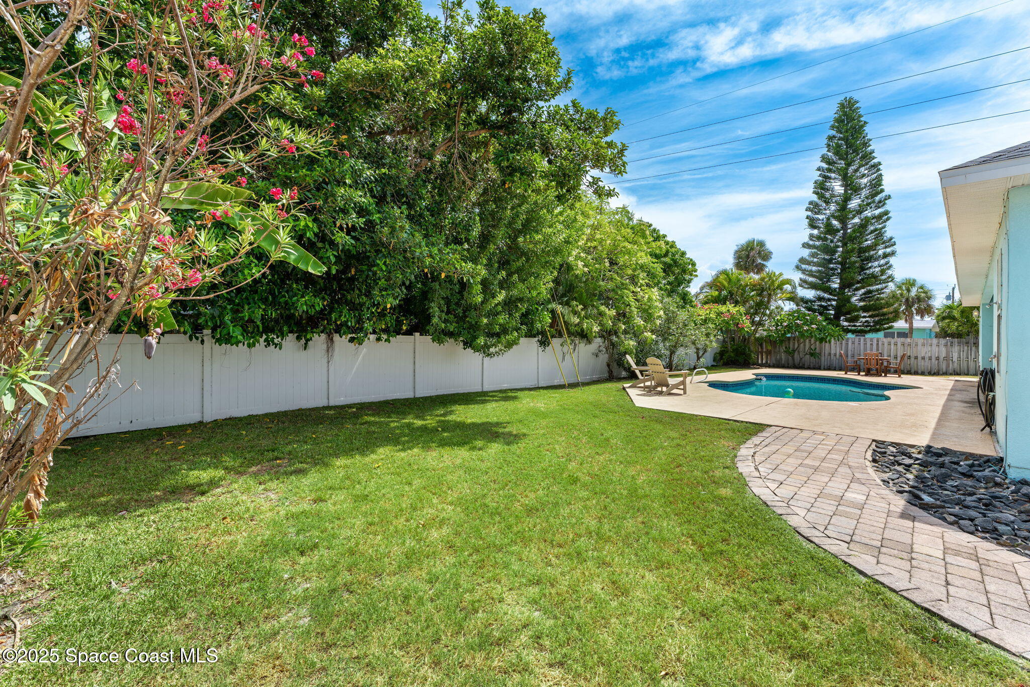 48 Harbor Circle