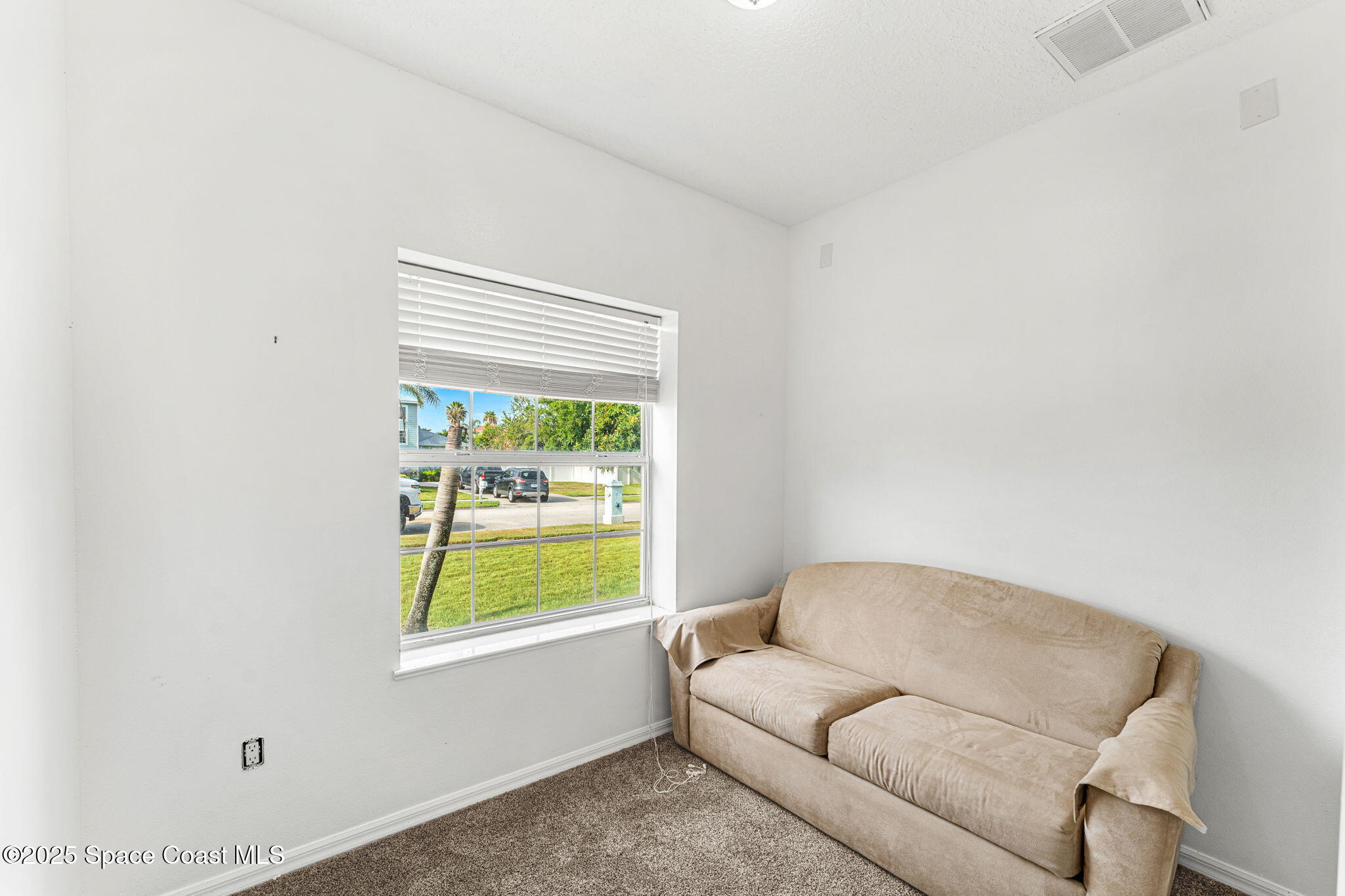 48 Harbor Circle