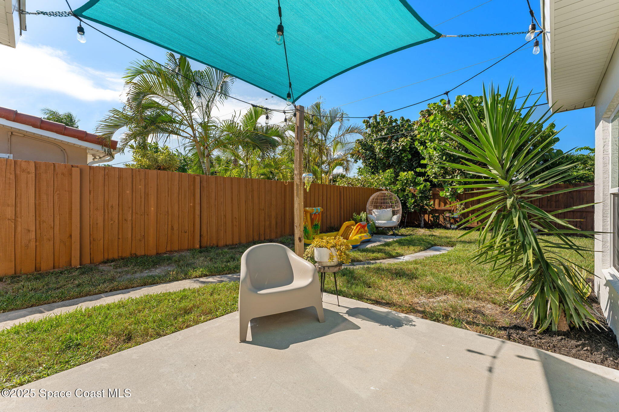 230 Harwood Avenue