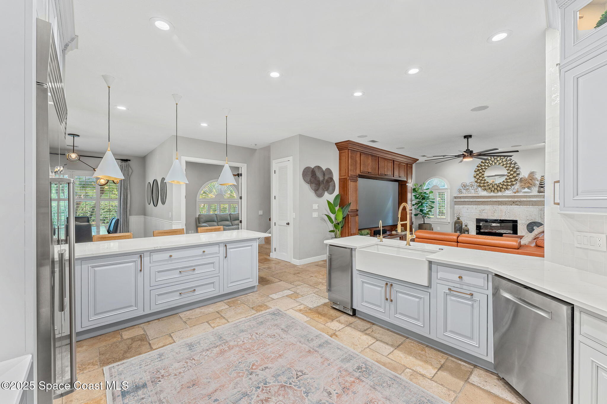 5160 Del Sol Drive