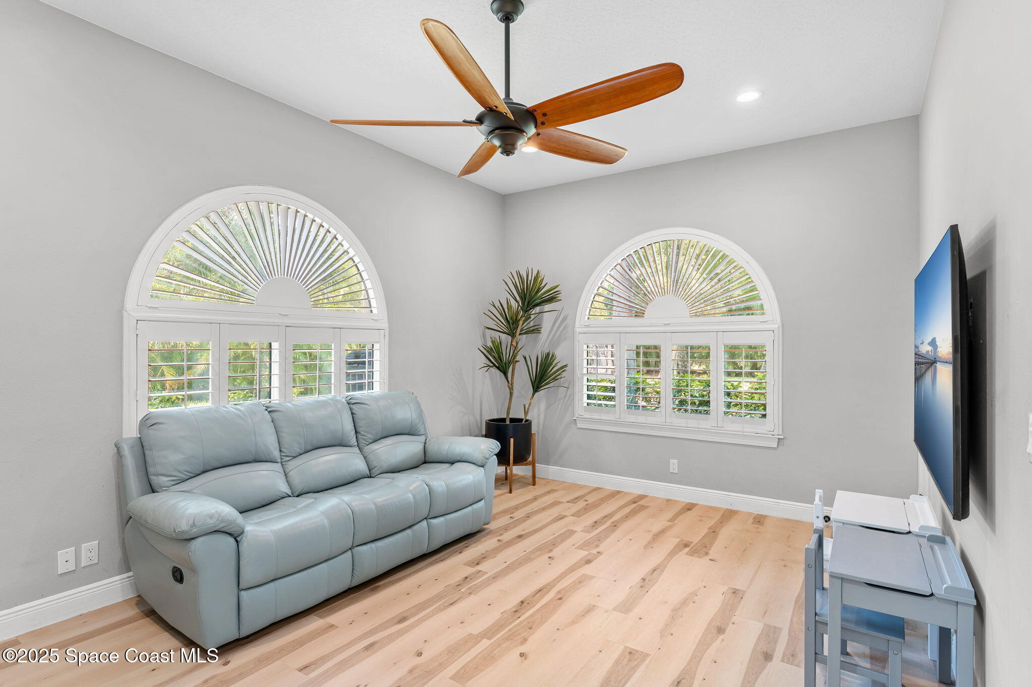 5160 Del Sol Drive