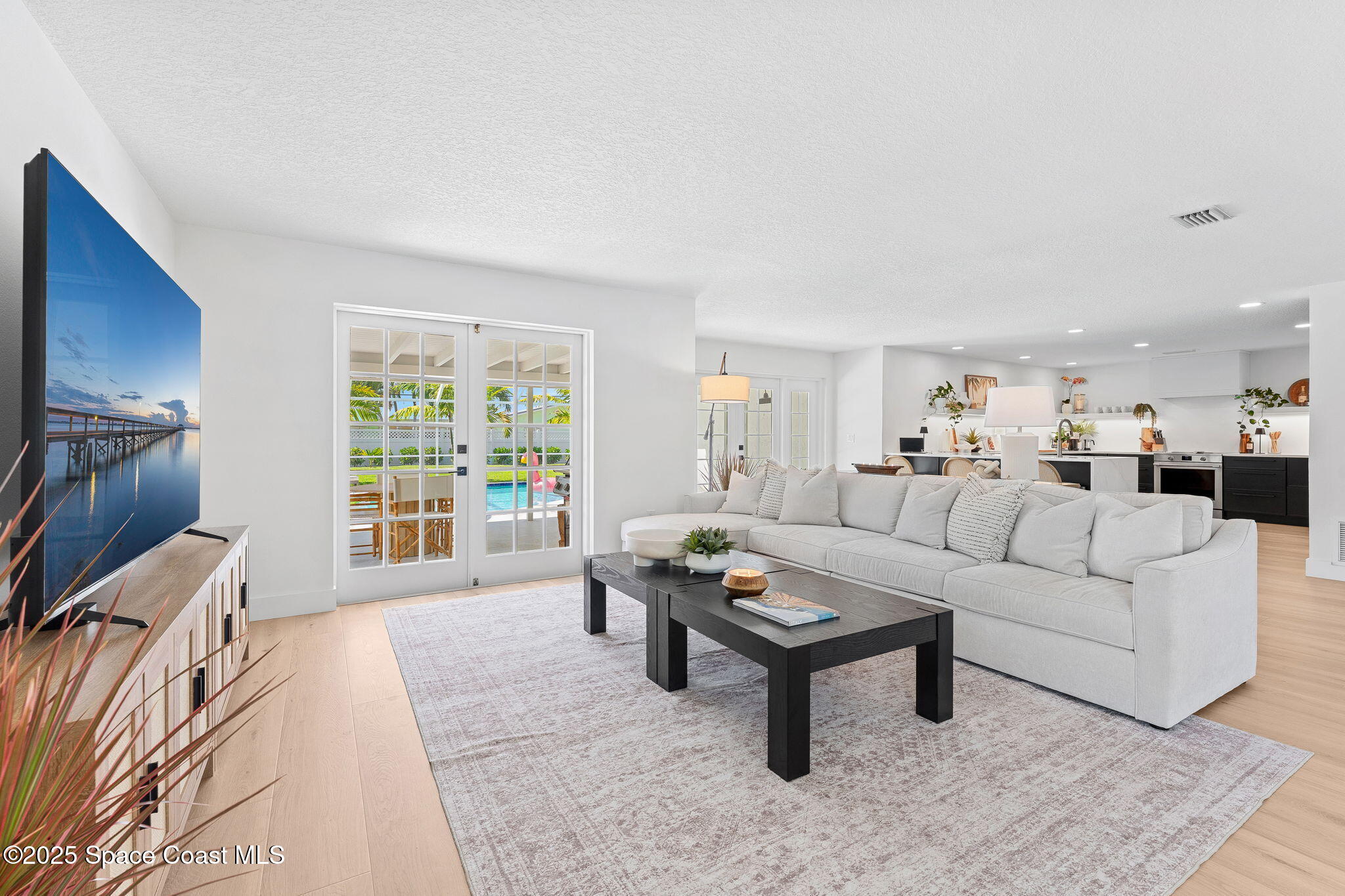 329 Franklyn Avenue