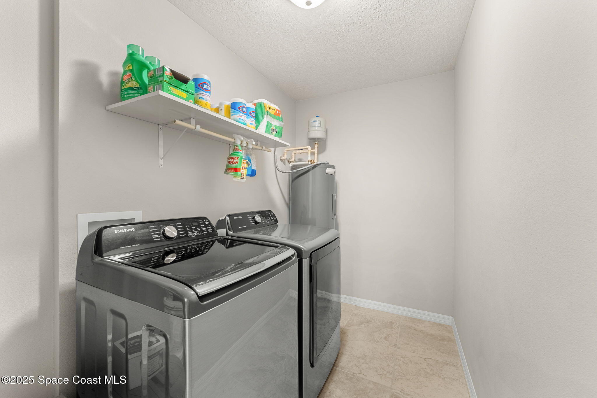 565 Rembrandt Street SE