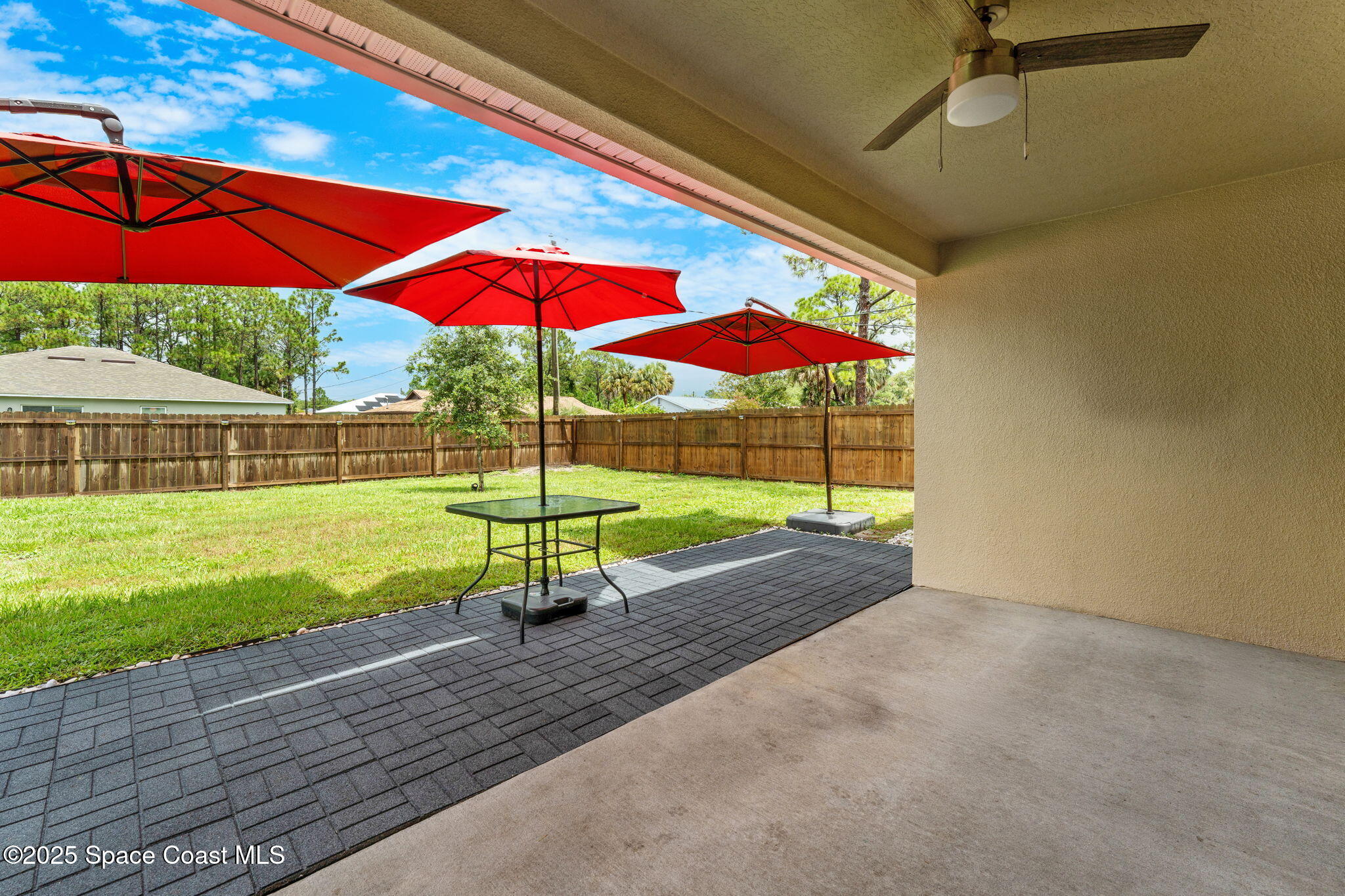 565 Rembrandt Street SE