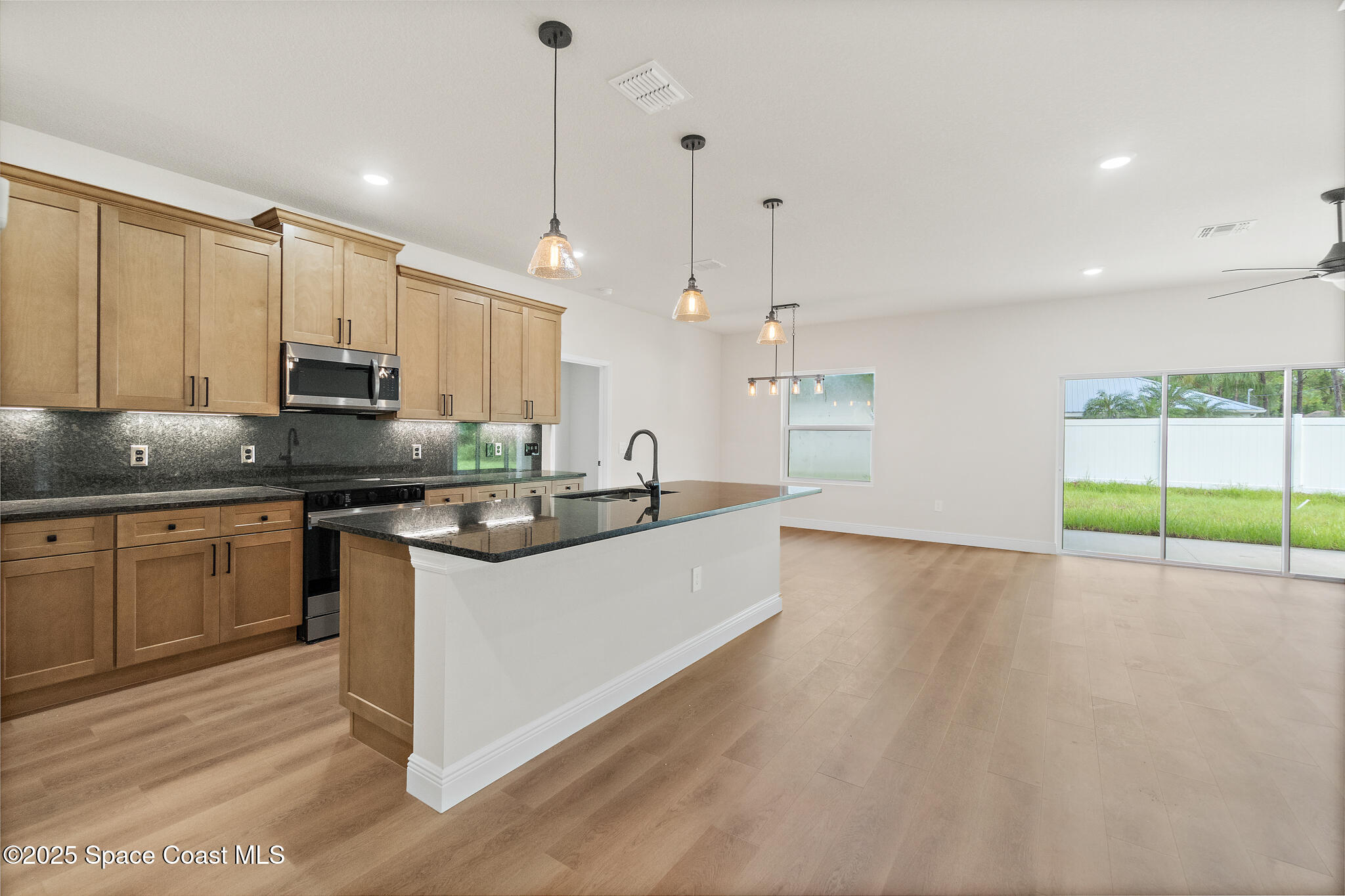 1541 Madison Road NW