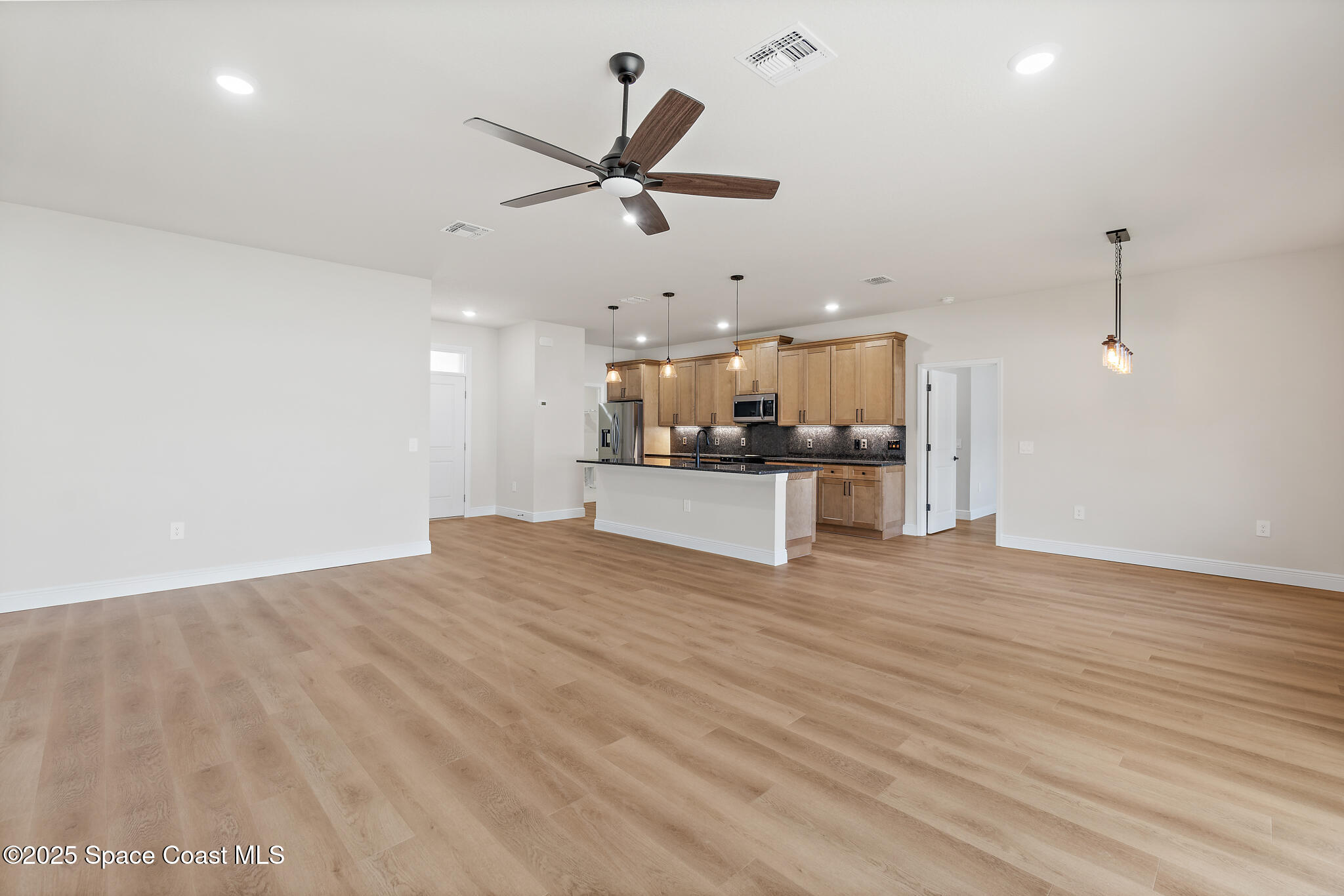 1541 Madison Road NW