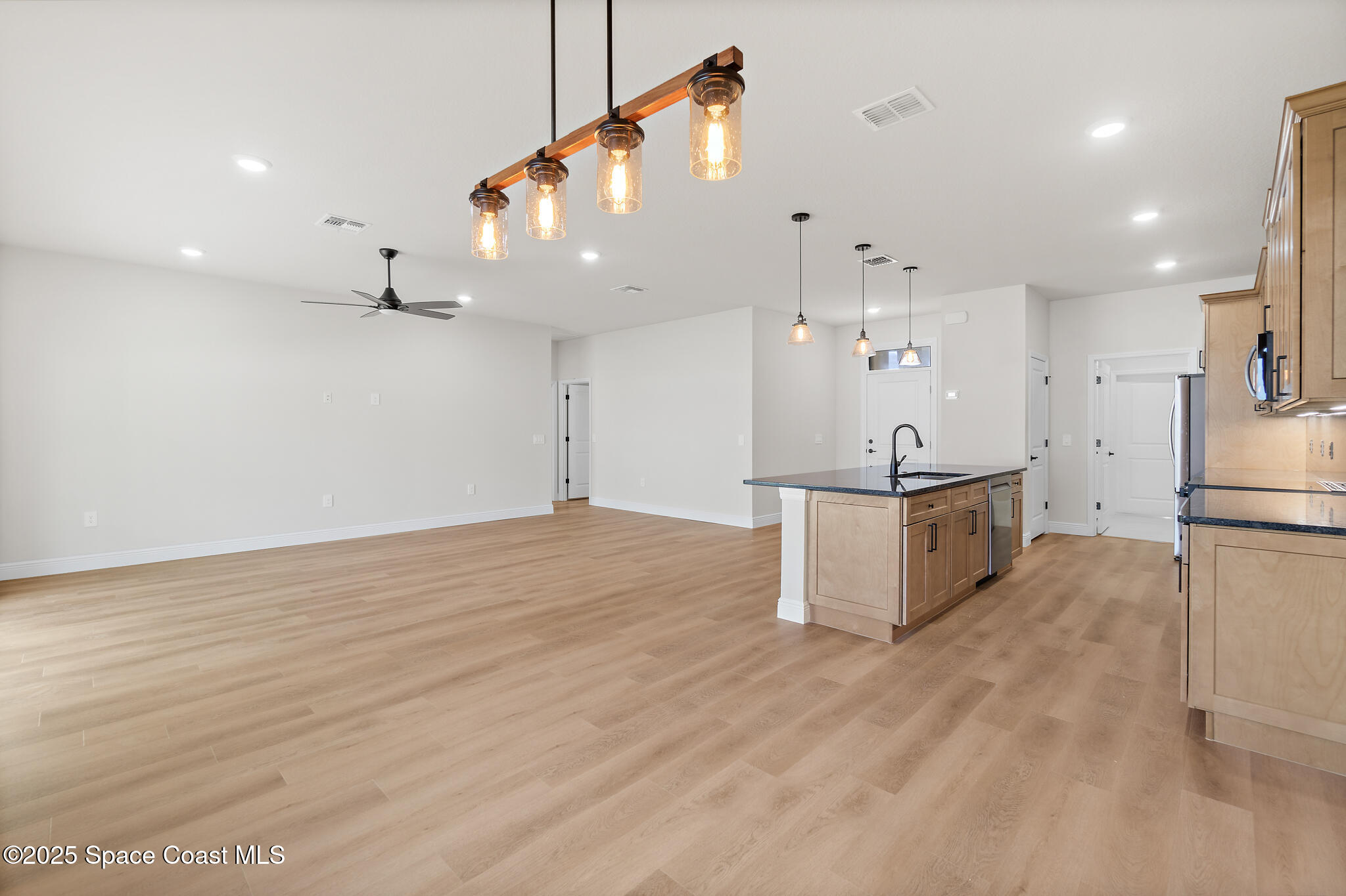 1541 Madison Road NW