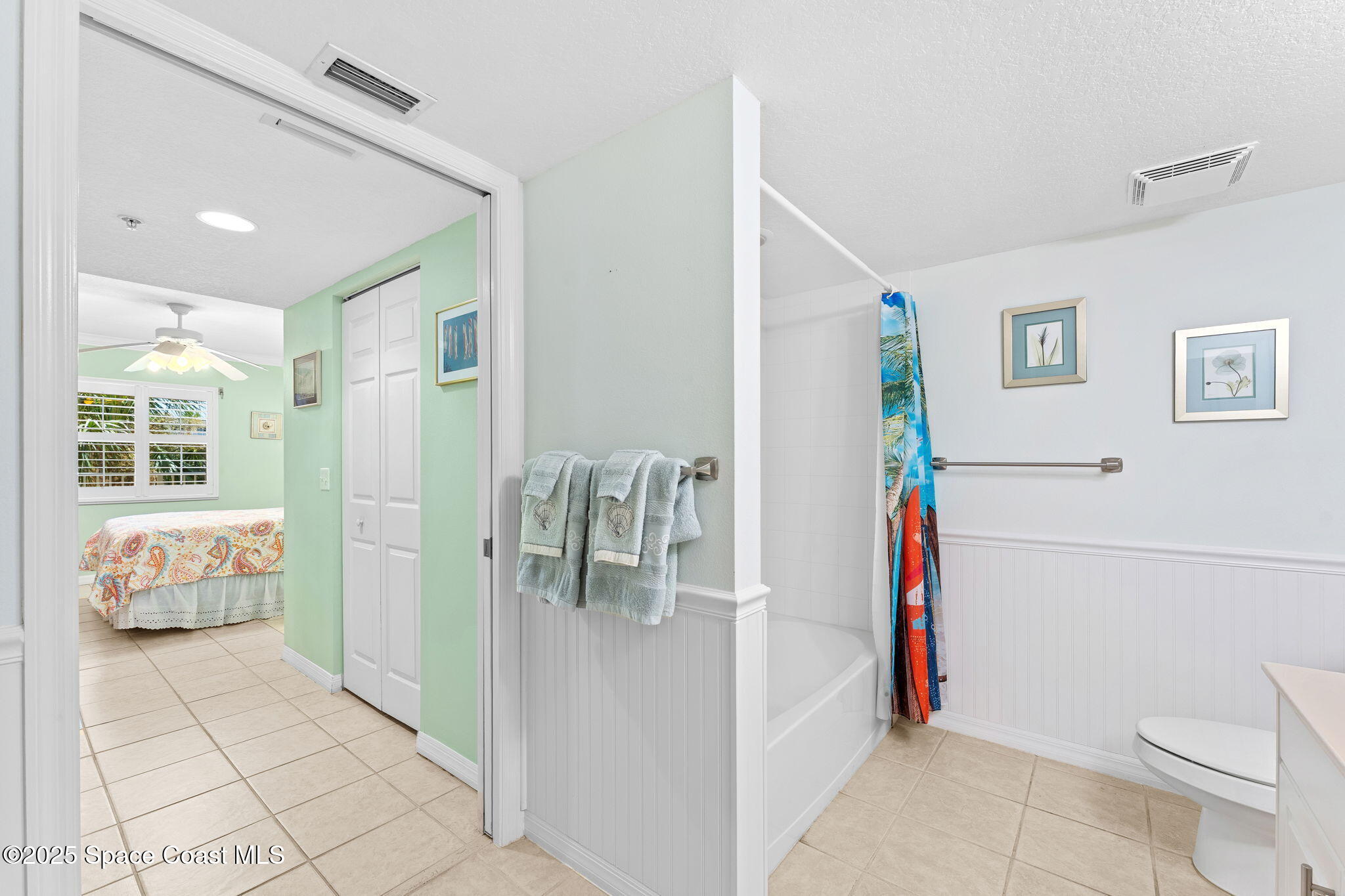 8891 Lake Drive, 202