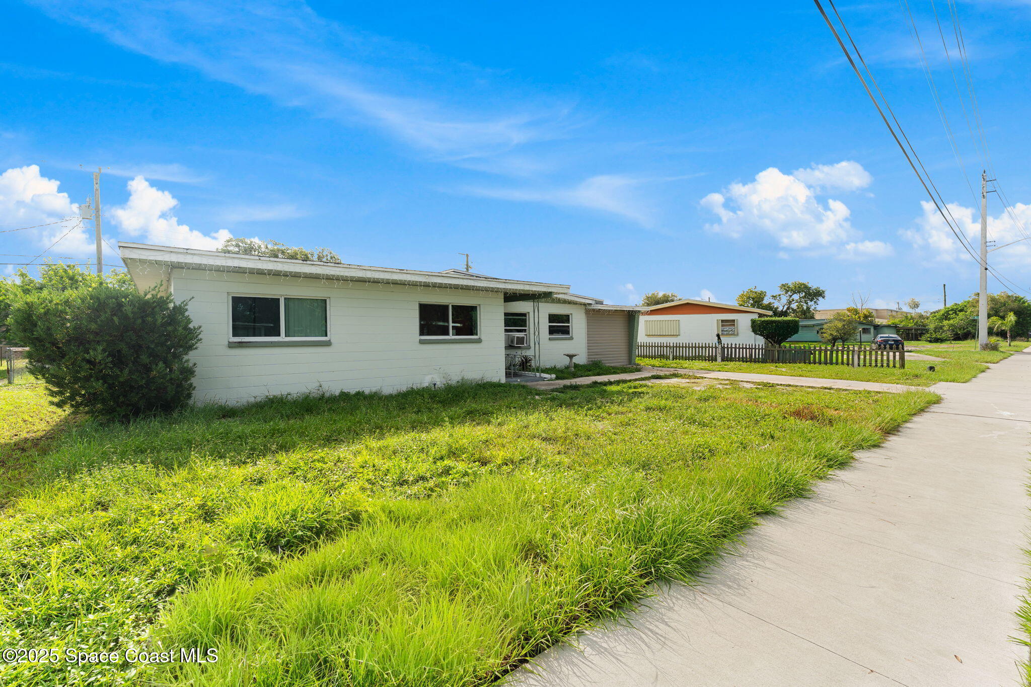 406 N Fiske Boulevard
