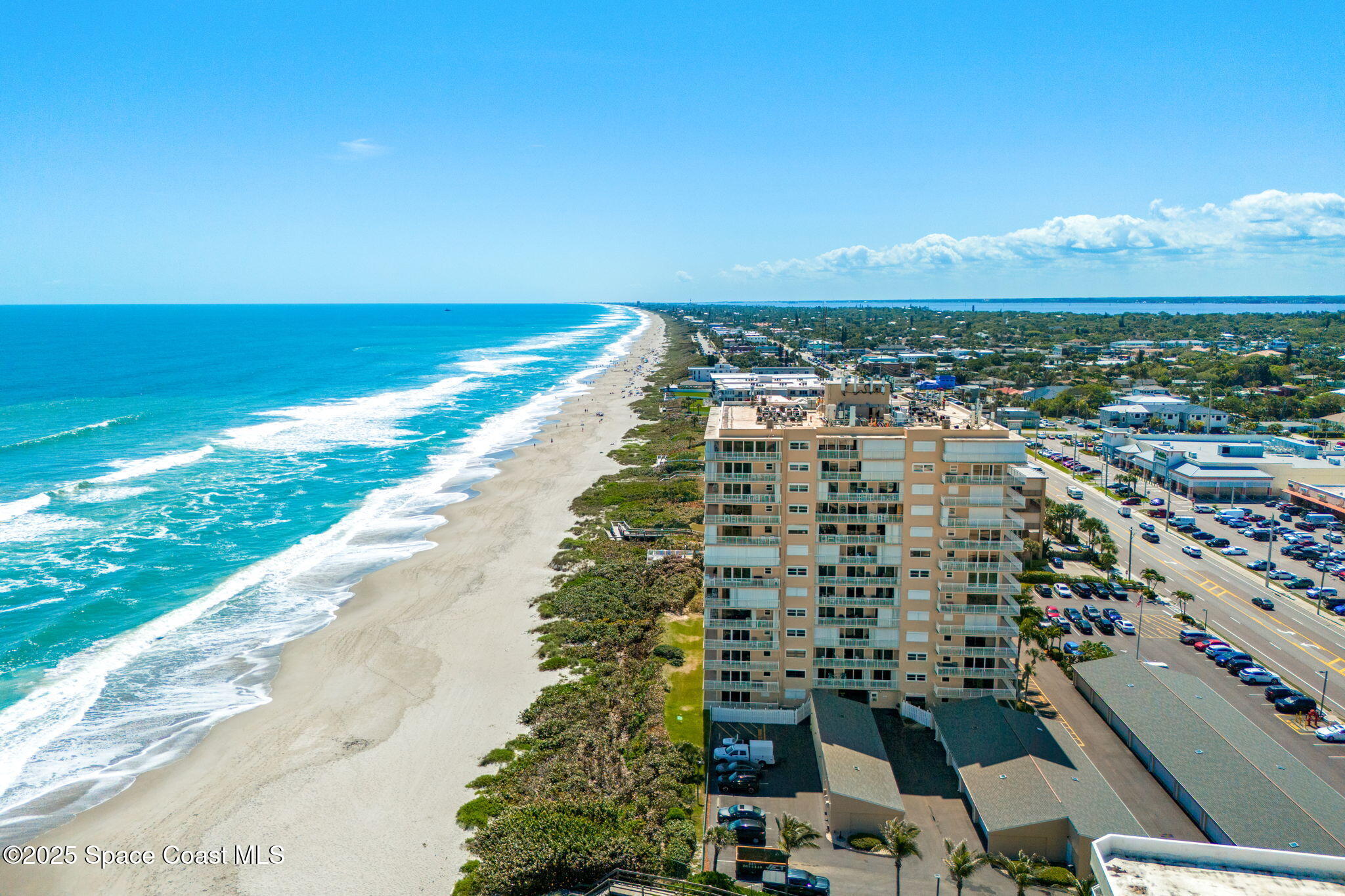 877 N Highway A1a, 1106