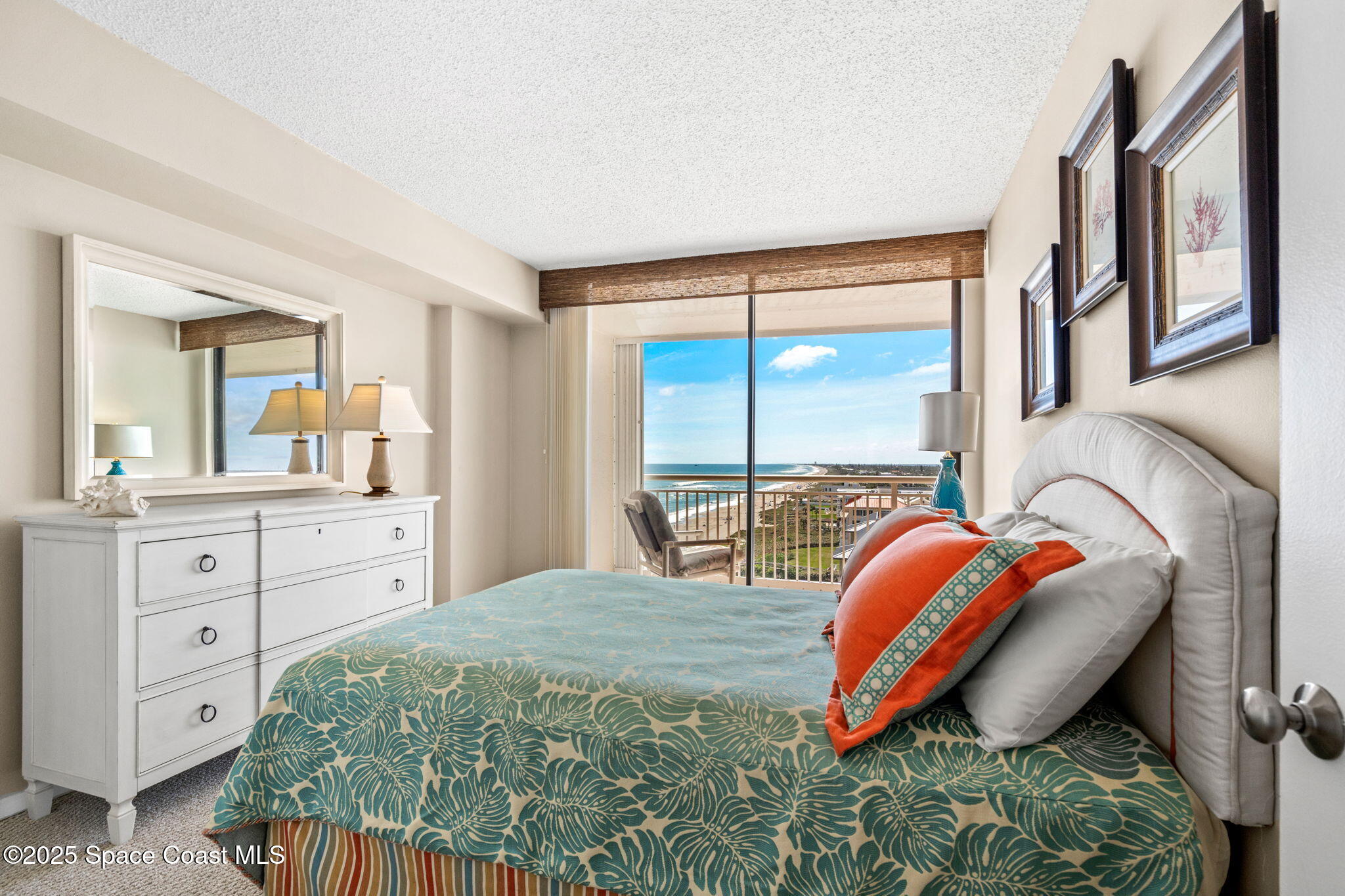 877 N Highway A1a, 1106