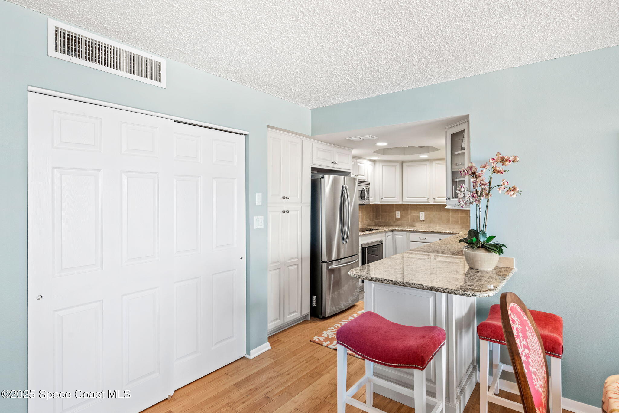 877 N Highway A1a, 1106