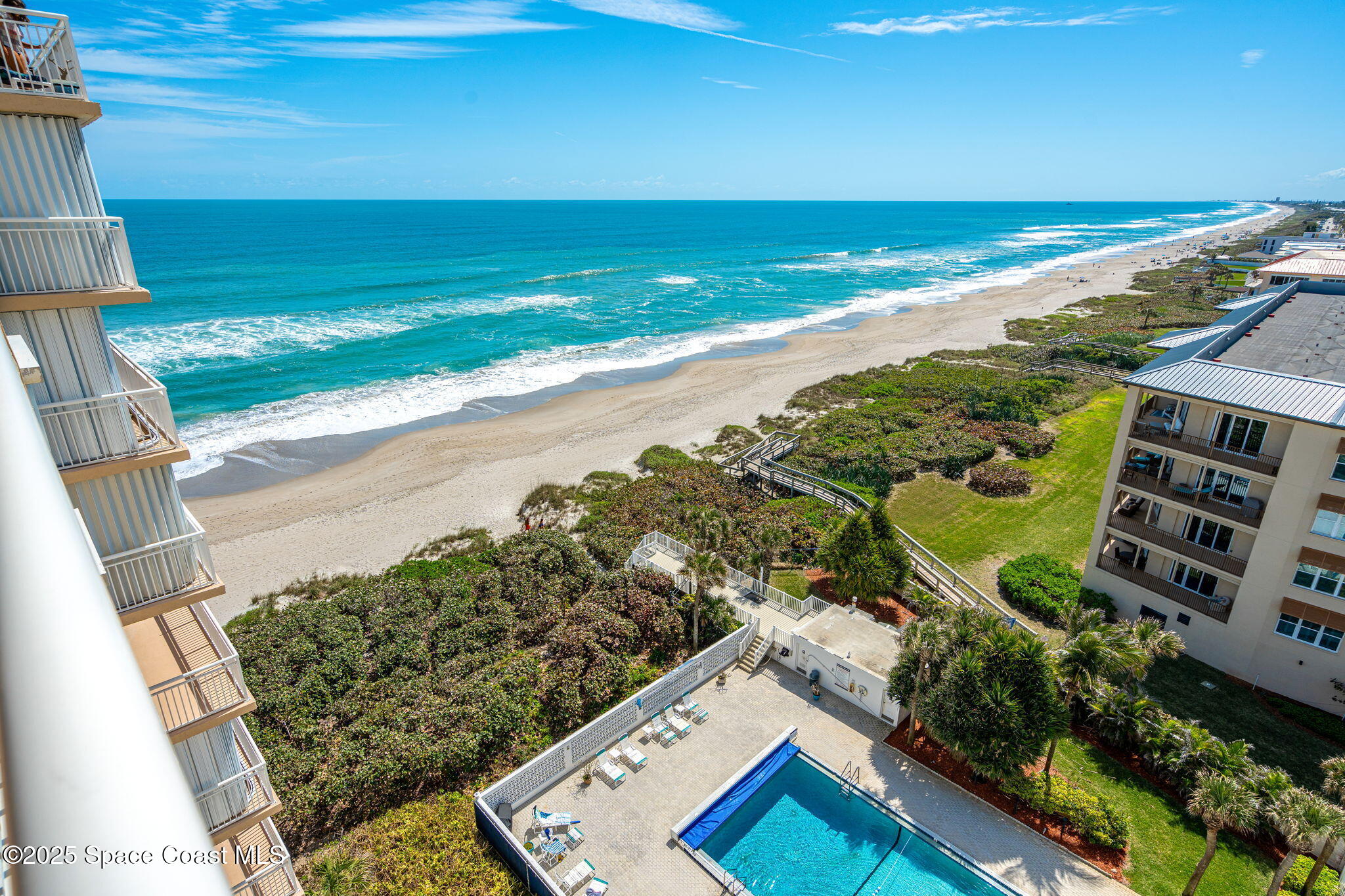 877 N Highway A1a, 1106