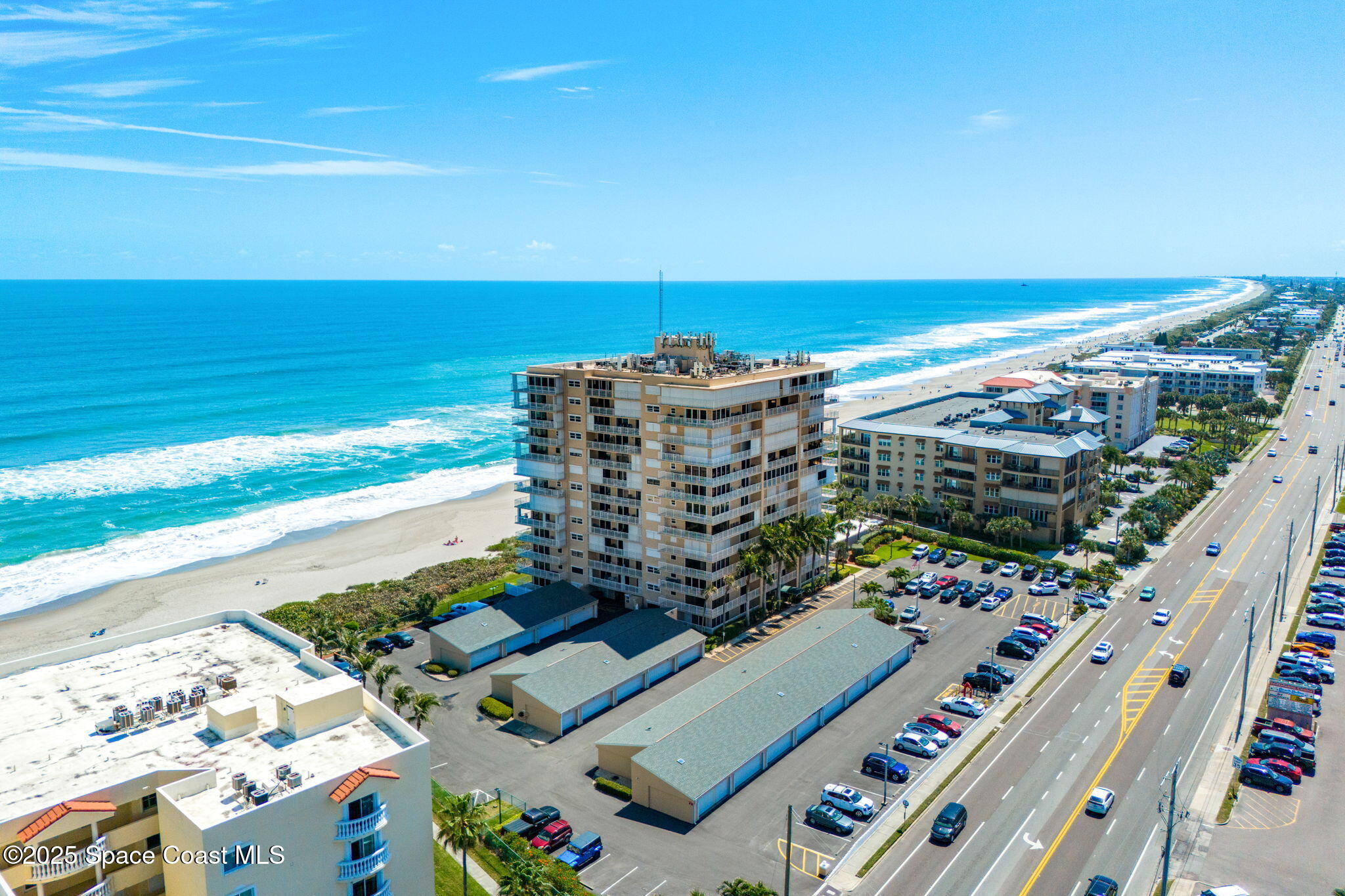 877 N Highway A1a, 1106