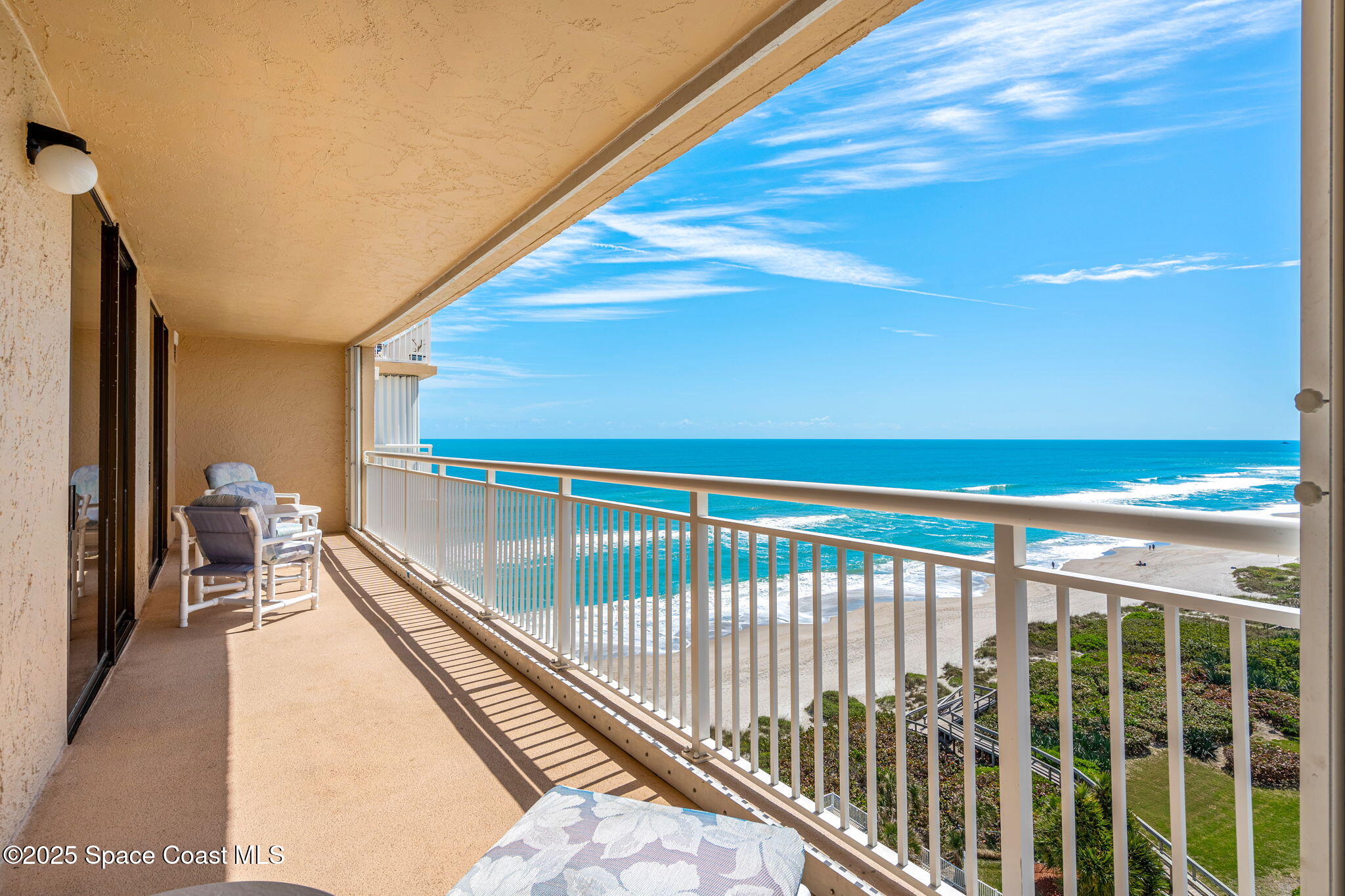 877 N Highway A1a, 1106