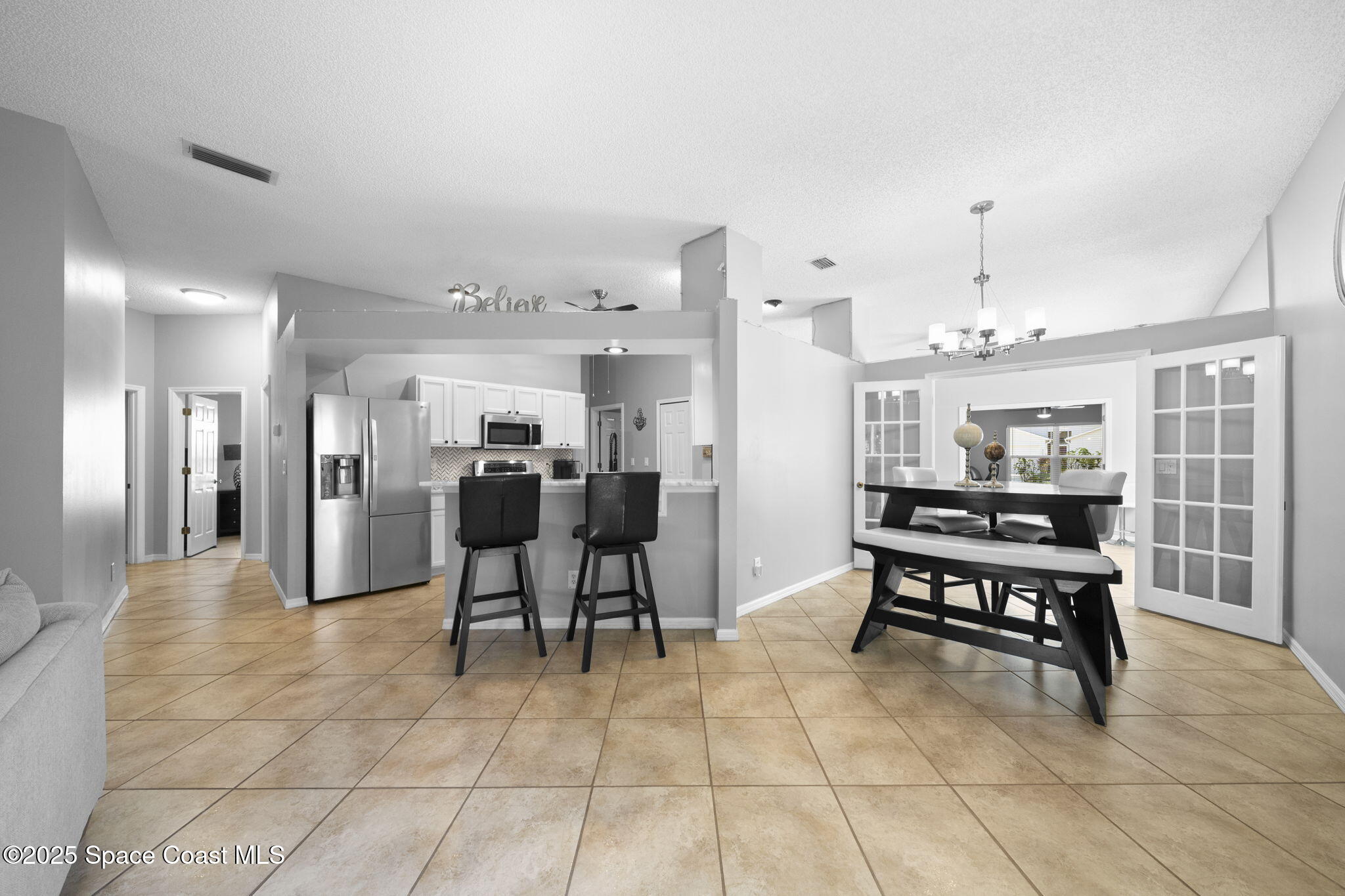 867 Villa Drive