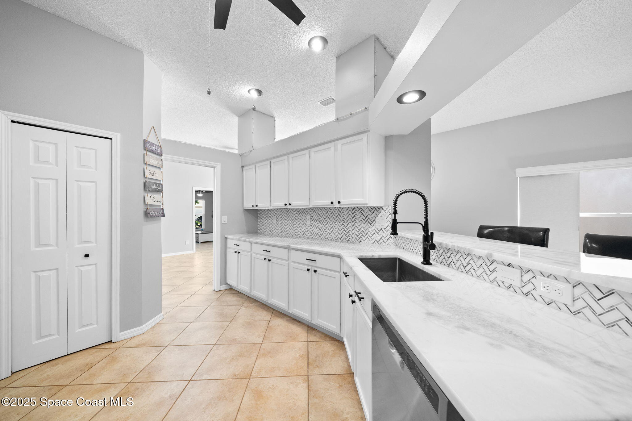 867 Villa Drive