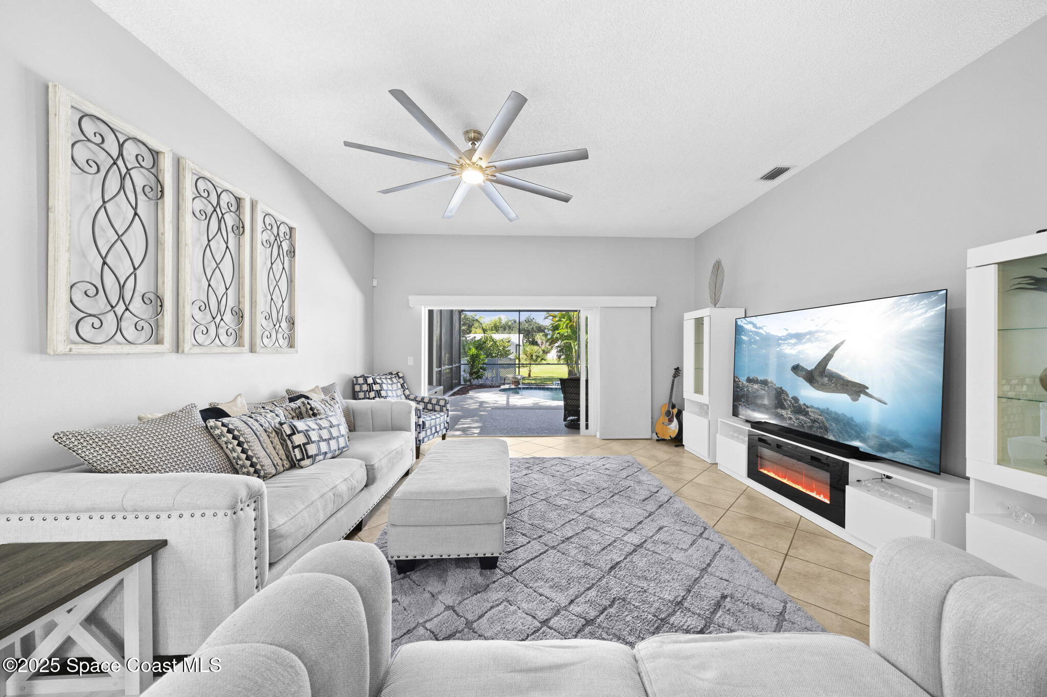 867 Villa Drive