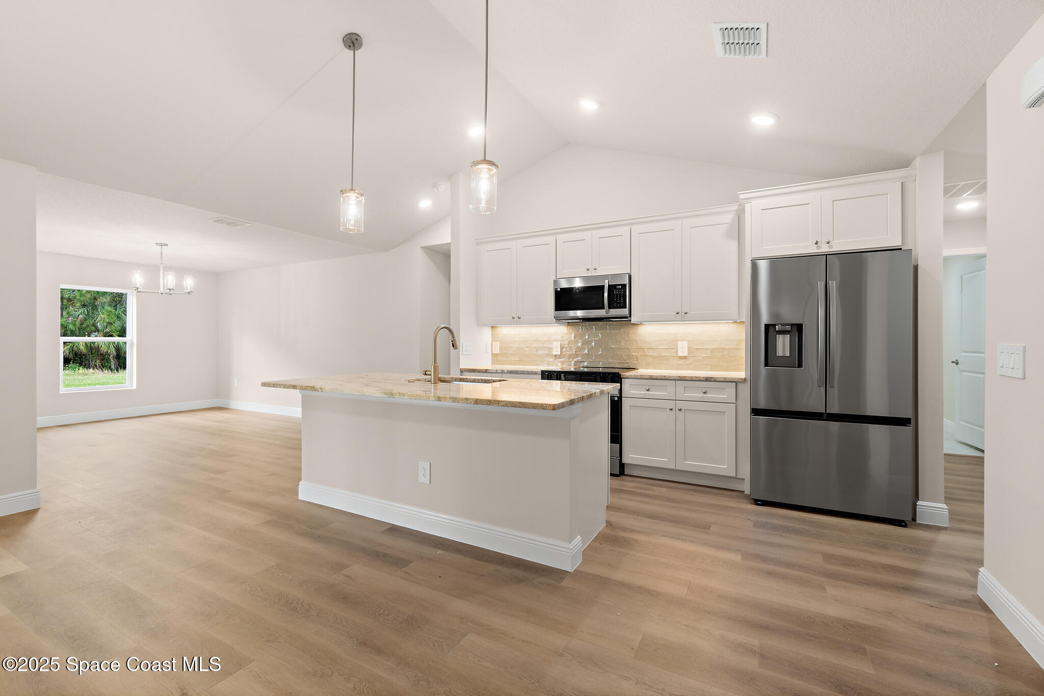 534 Edison Street SE