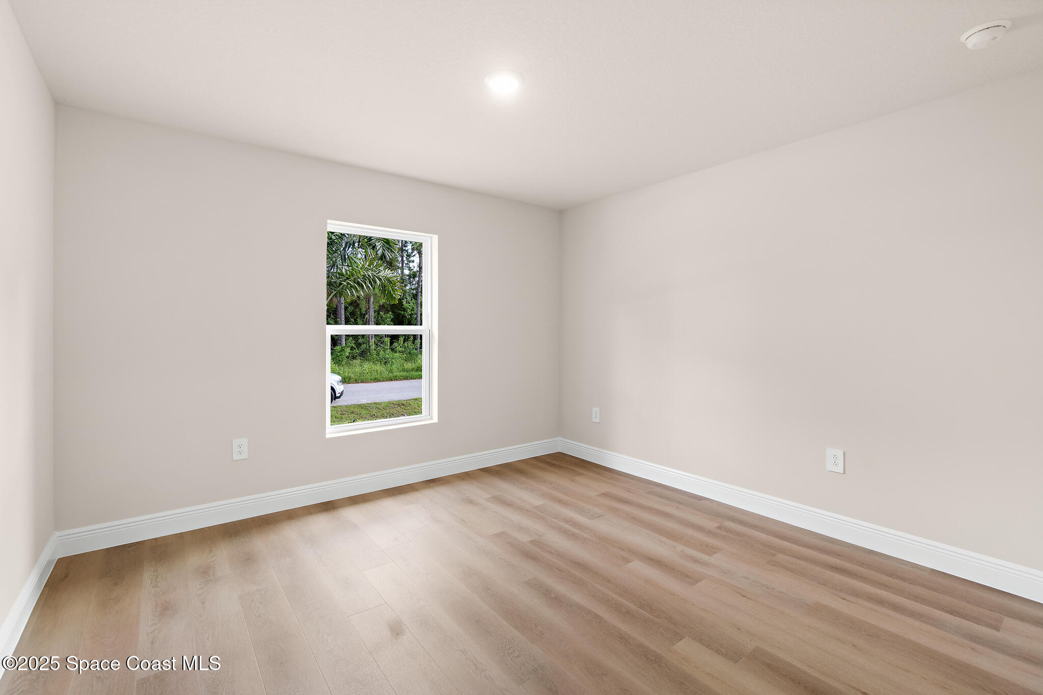 534 Edison Street SE