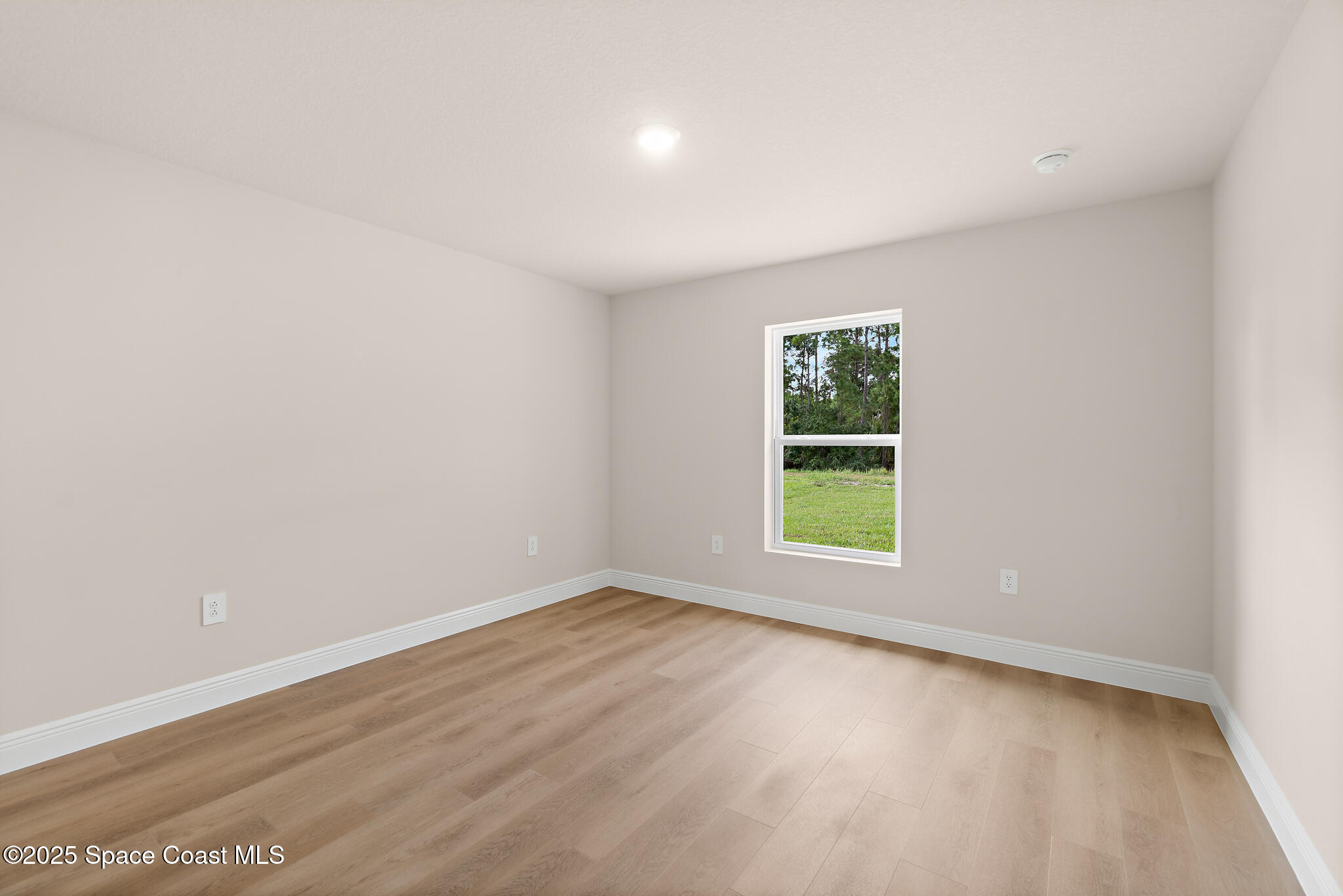 534 Edison Street SE