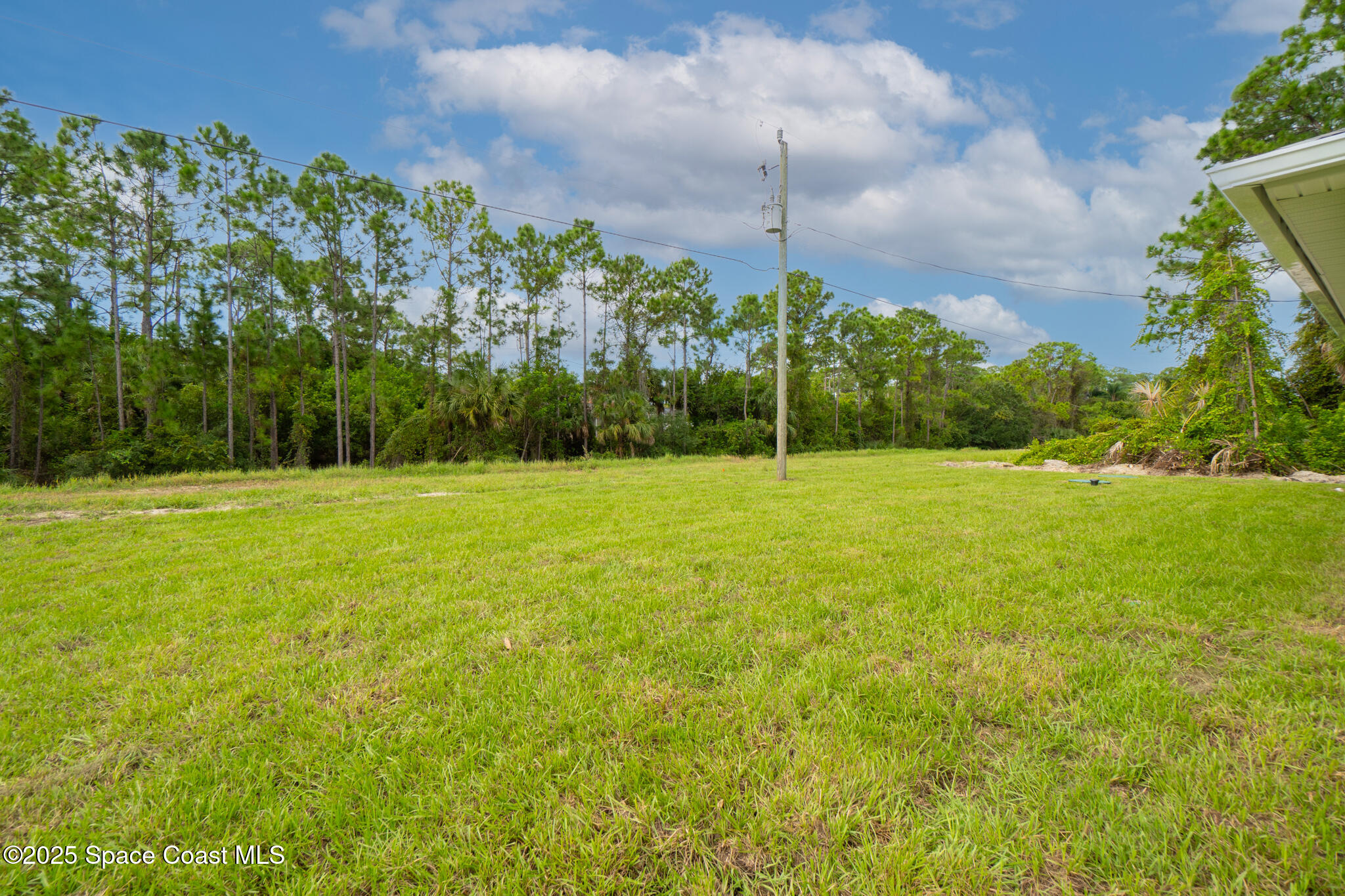 534 Edison Street SE