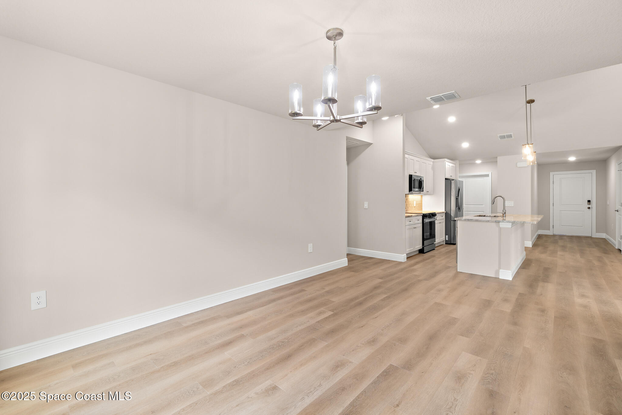 534 Edison Street SE