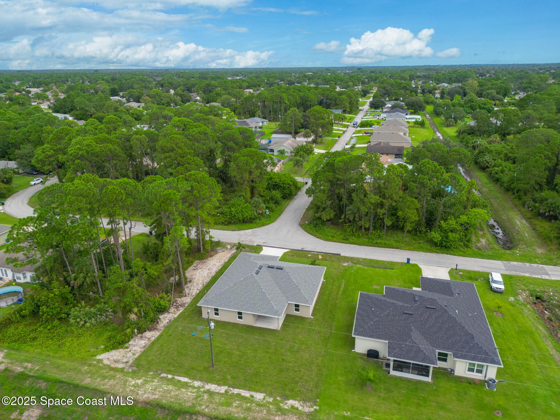 534 Edison Street SE