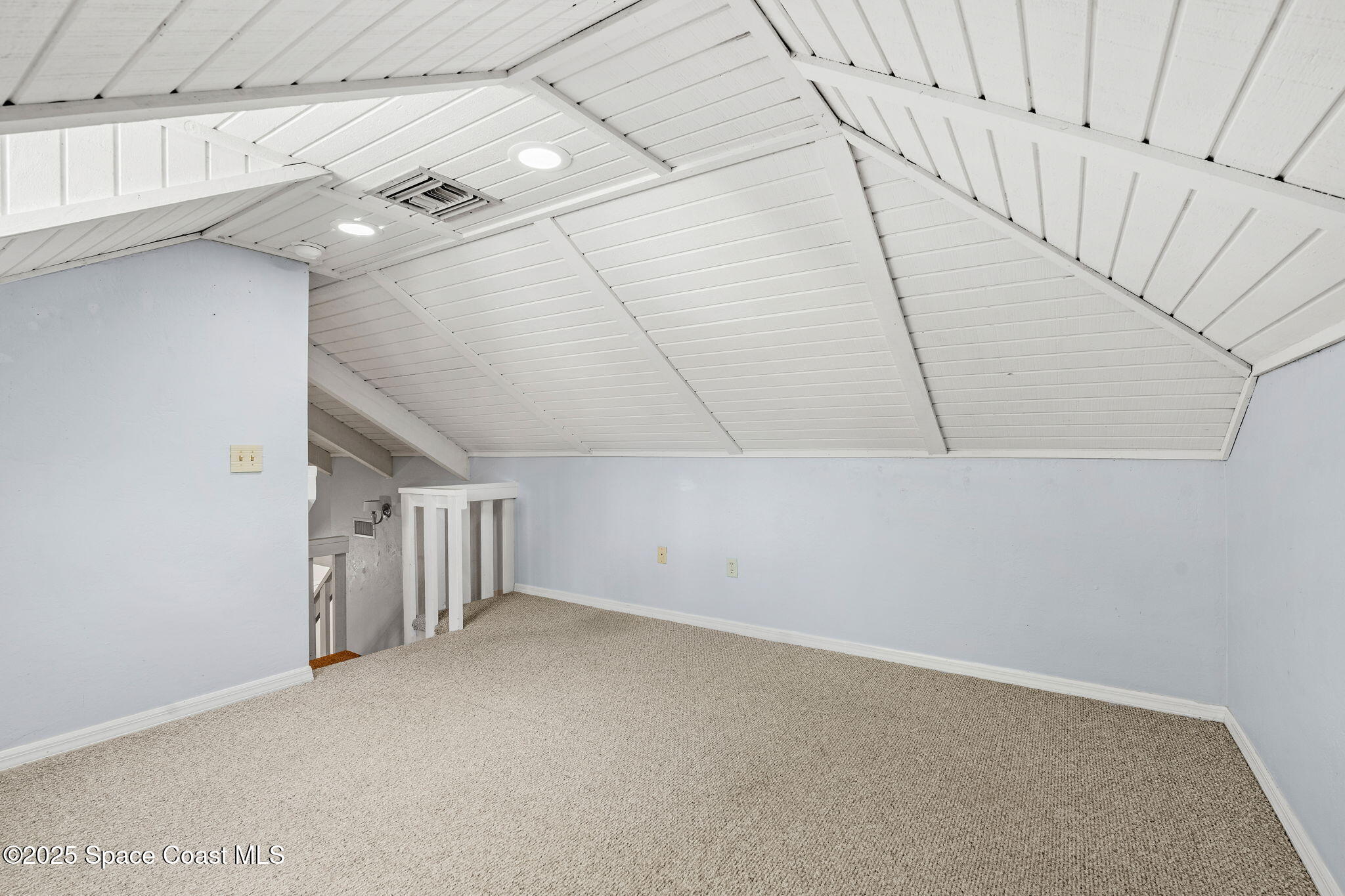 9045 York Lane, 15e