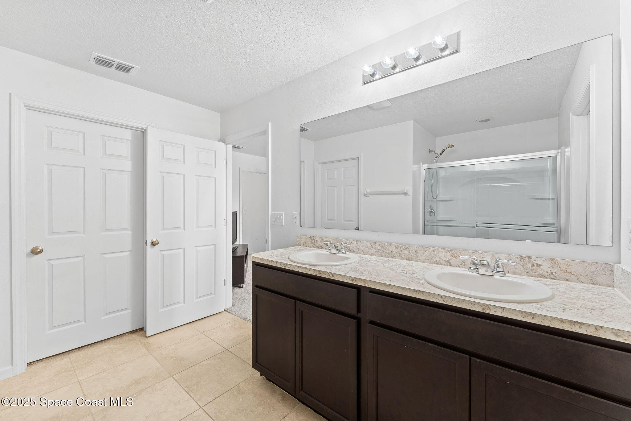 262 Alamere Drive SW