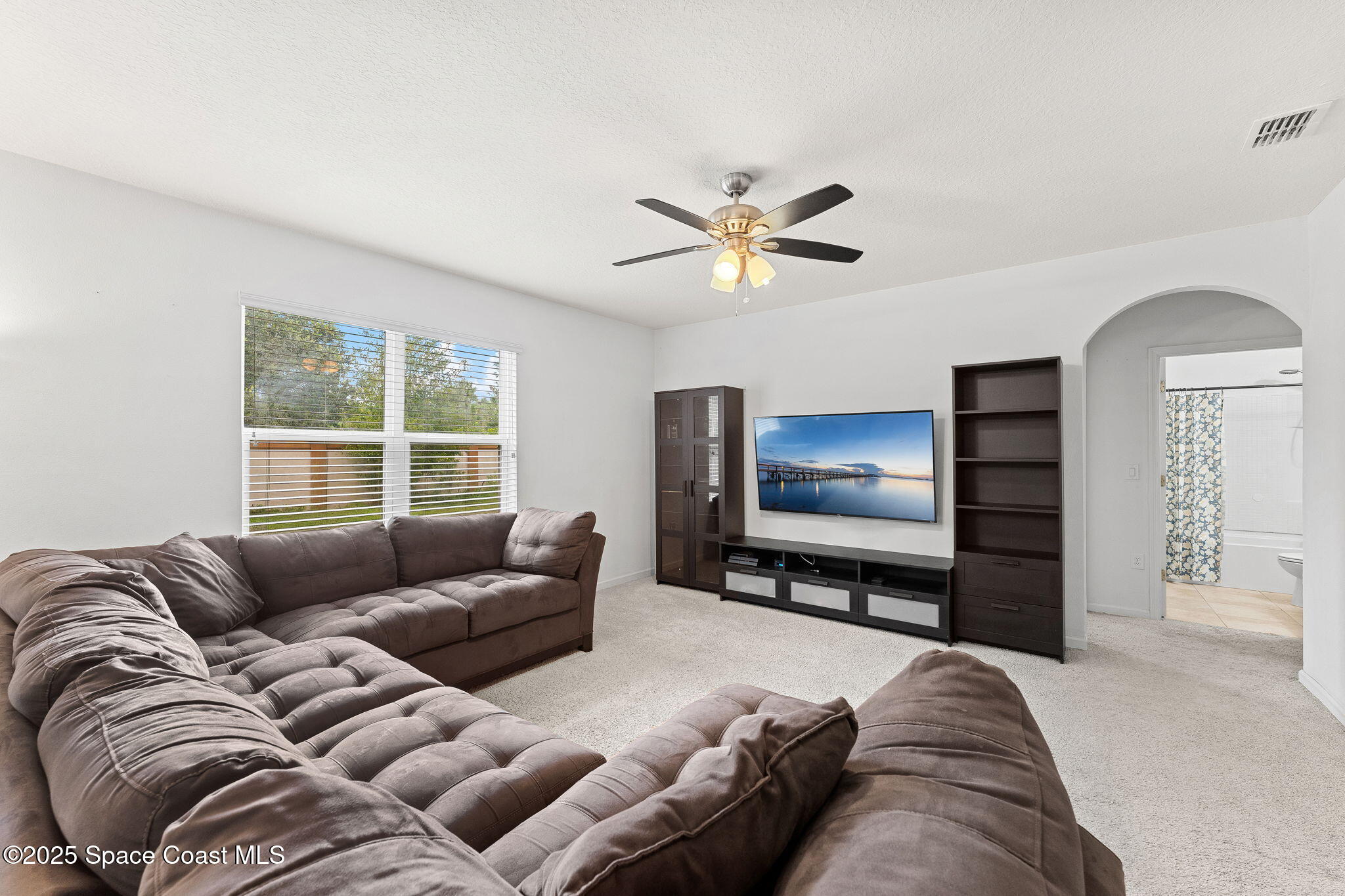 262 Alamere Drive SW