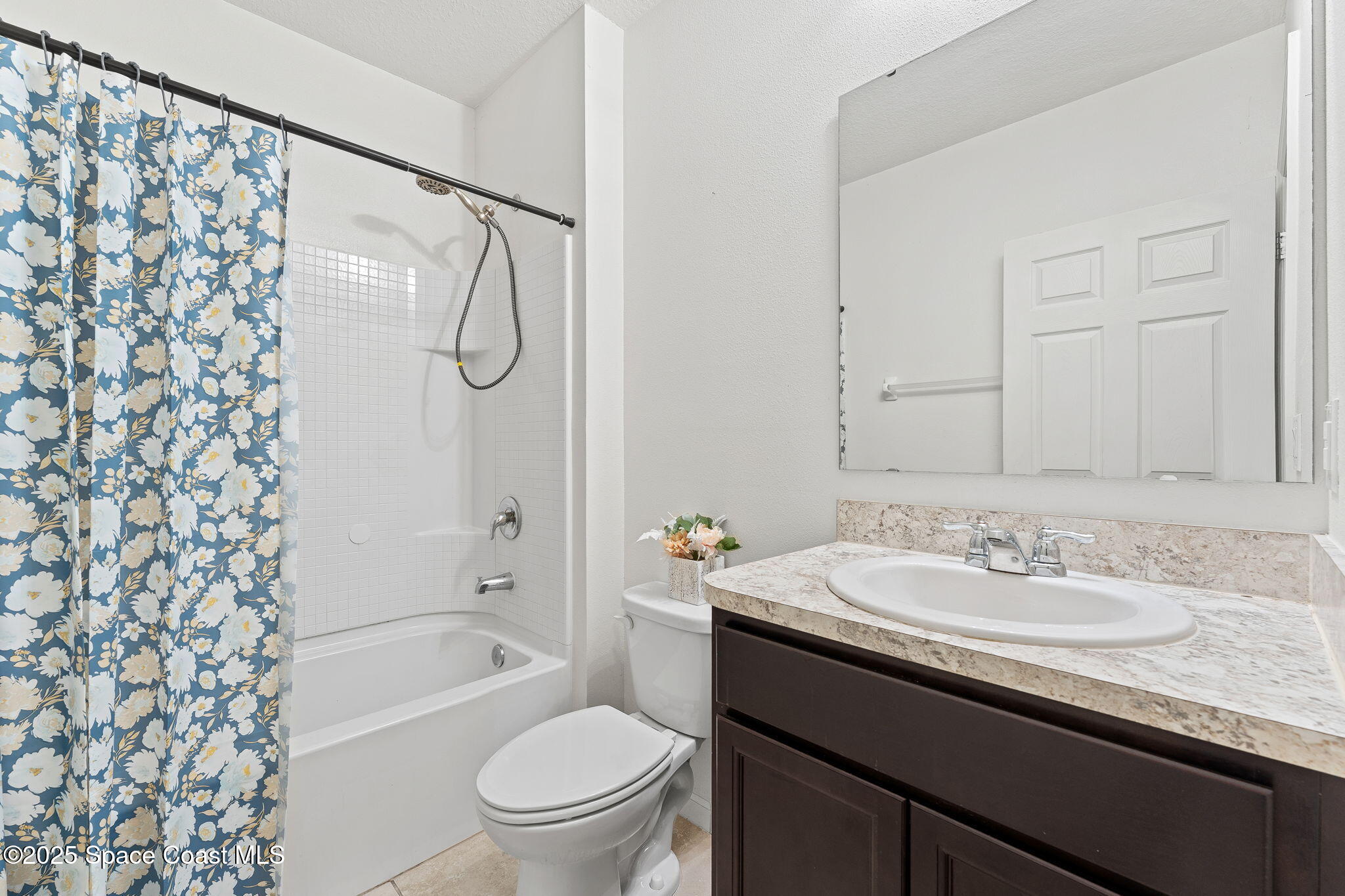 262 Alamere Drive SW