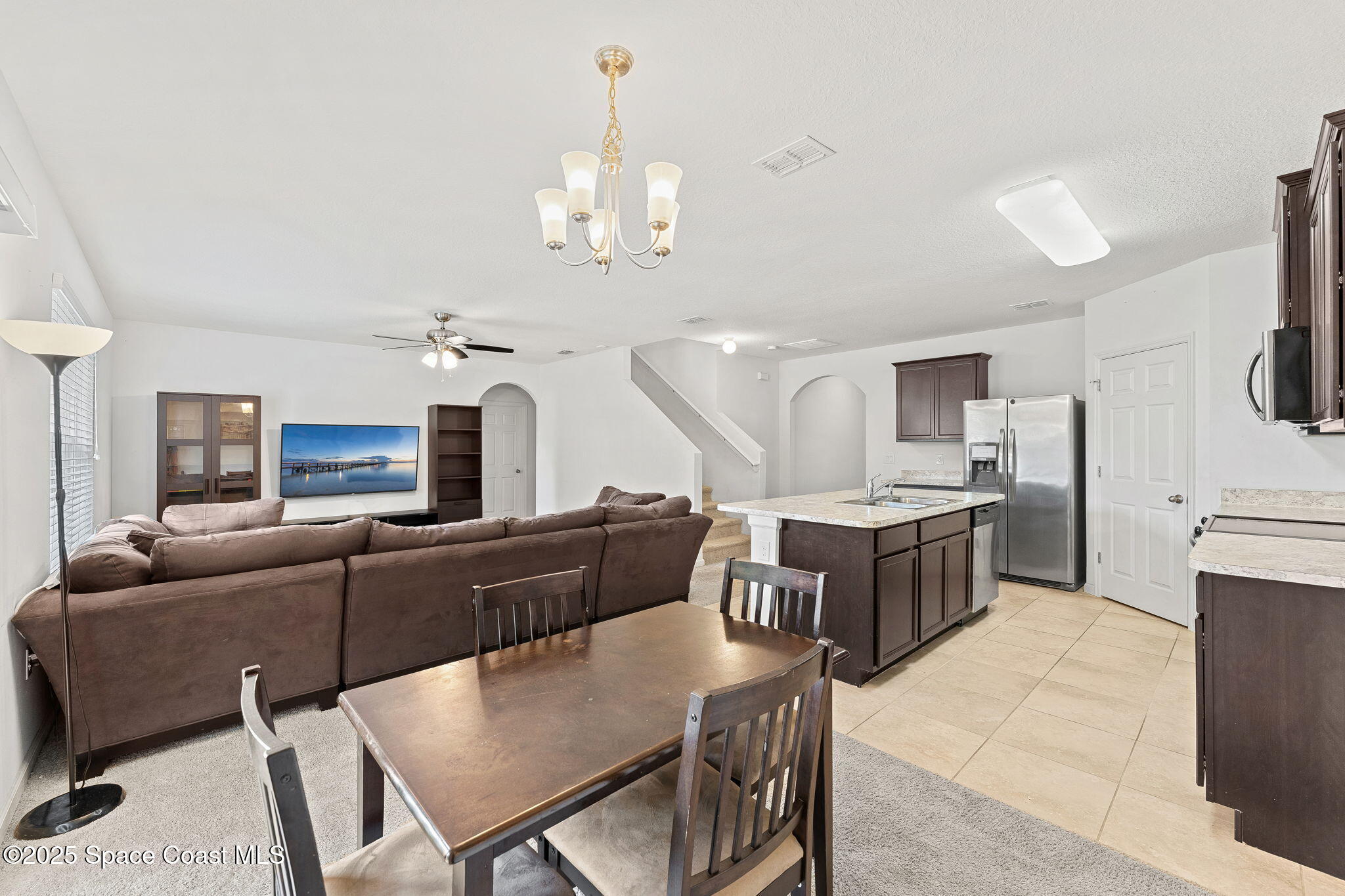 262 Alamere Drive SW