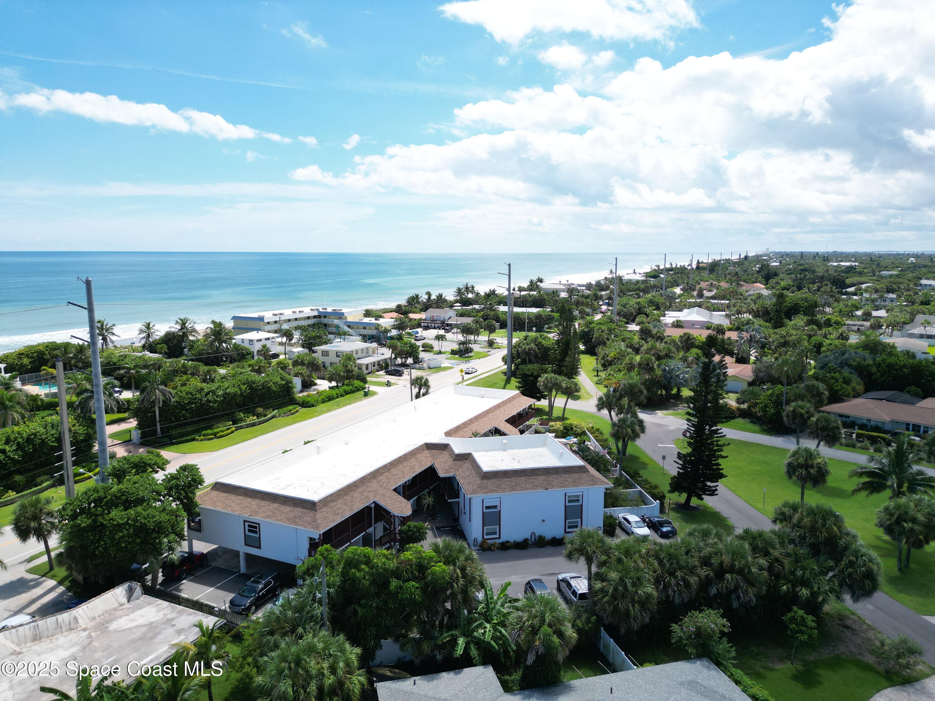 1318 S Miramar Avenue, 208