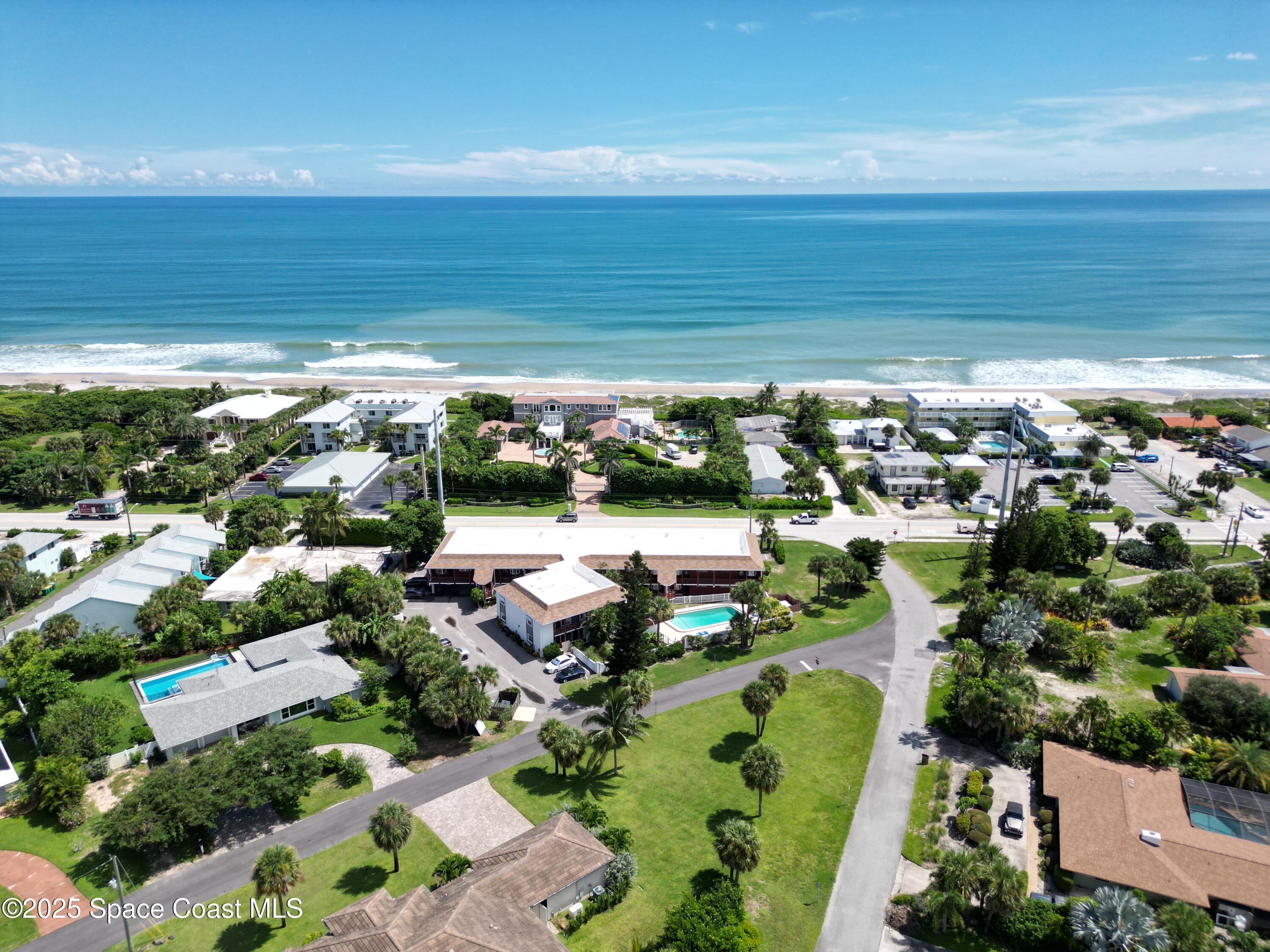 1318 S Miramar Avenue, 208