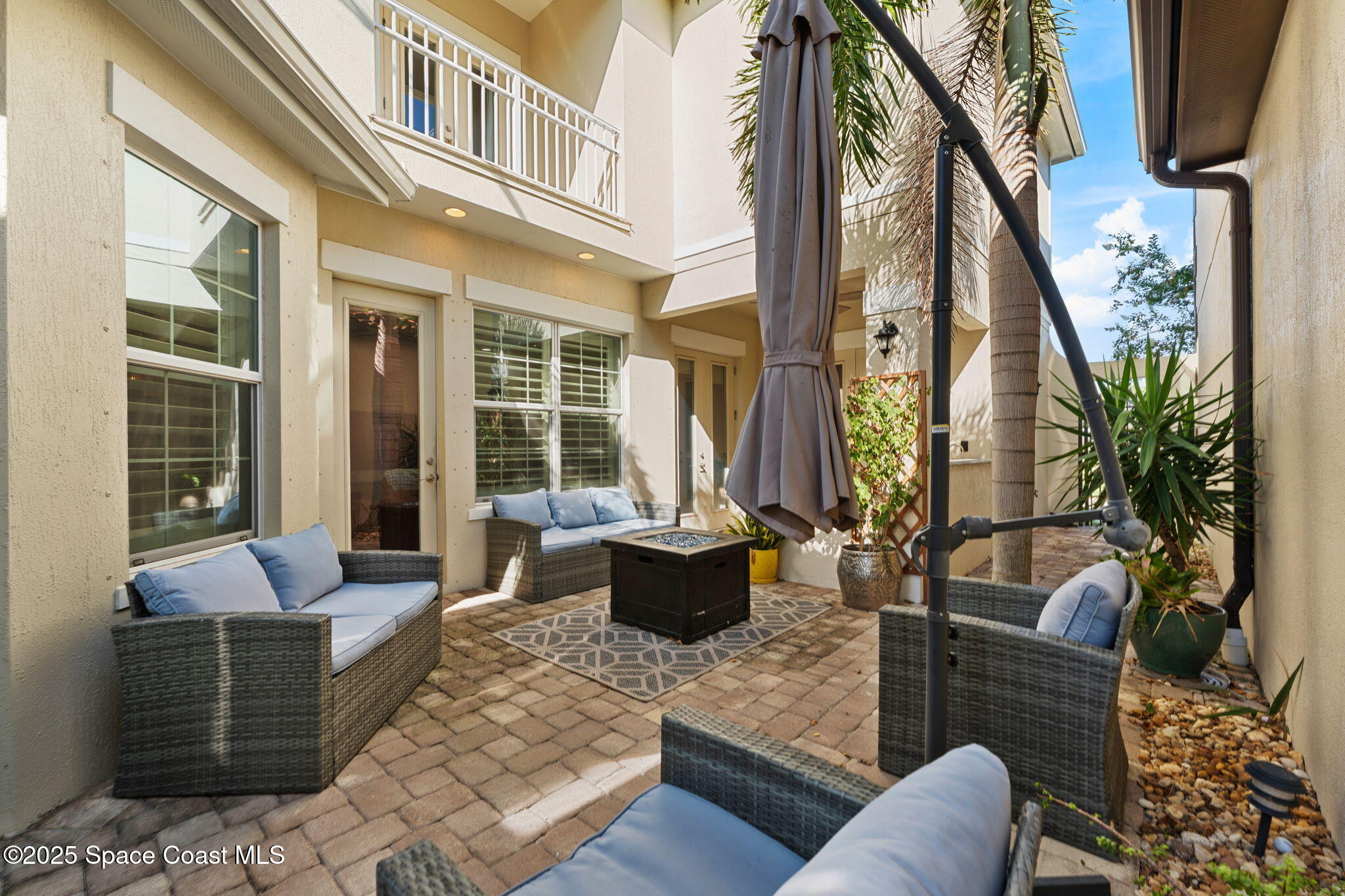 6724 Vista Hermosa Drive