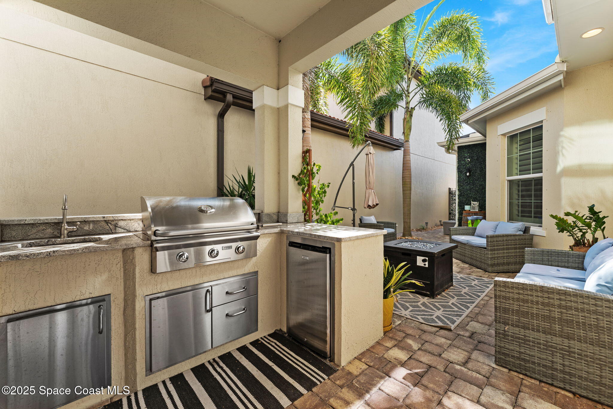 6724 Vista Hermosa Drive