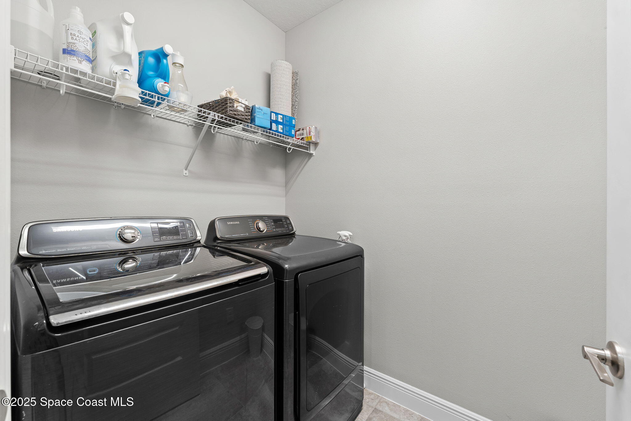 6724 Vista Hermosa Drive