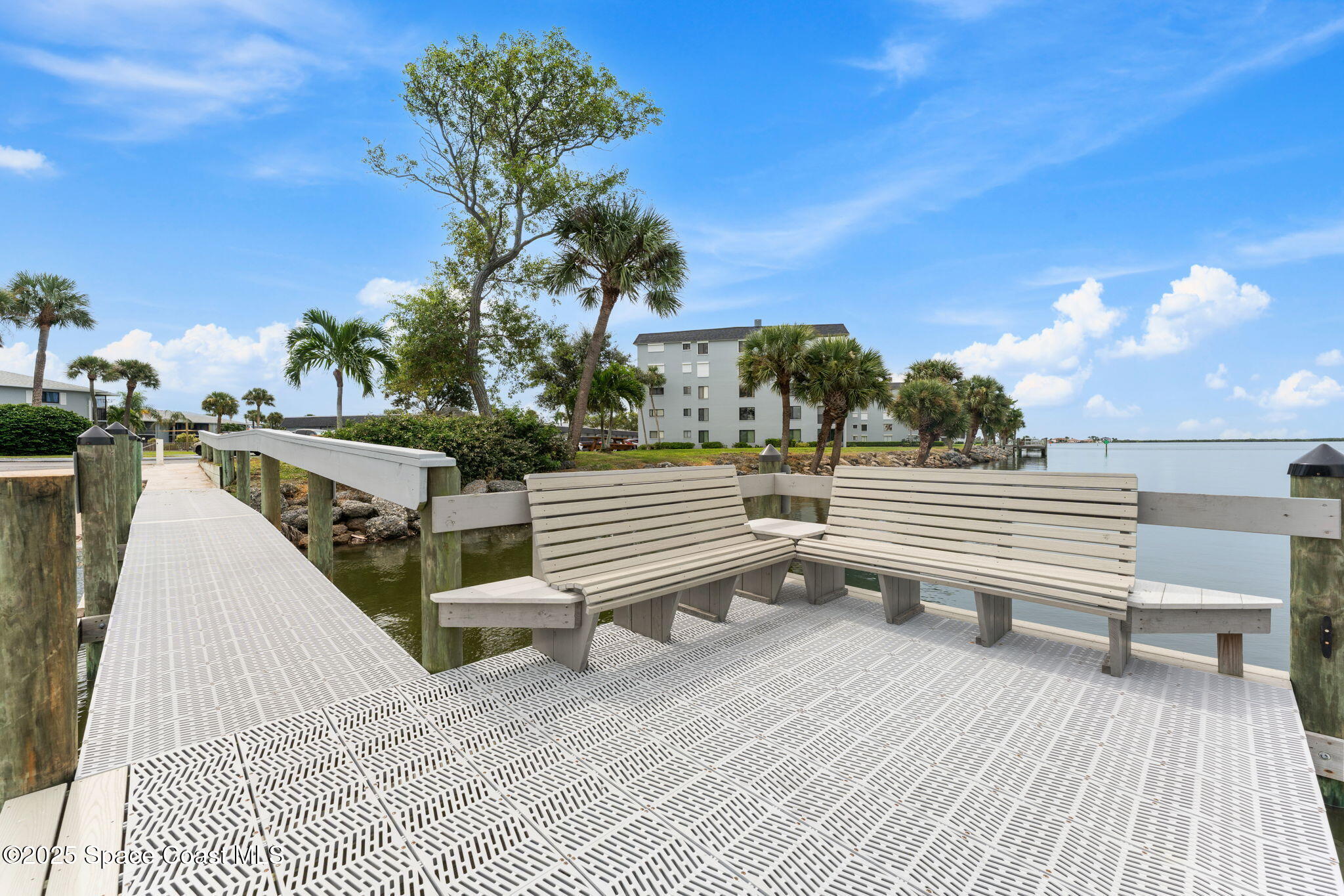 3799 S Banana River Boulevard, 815
