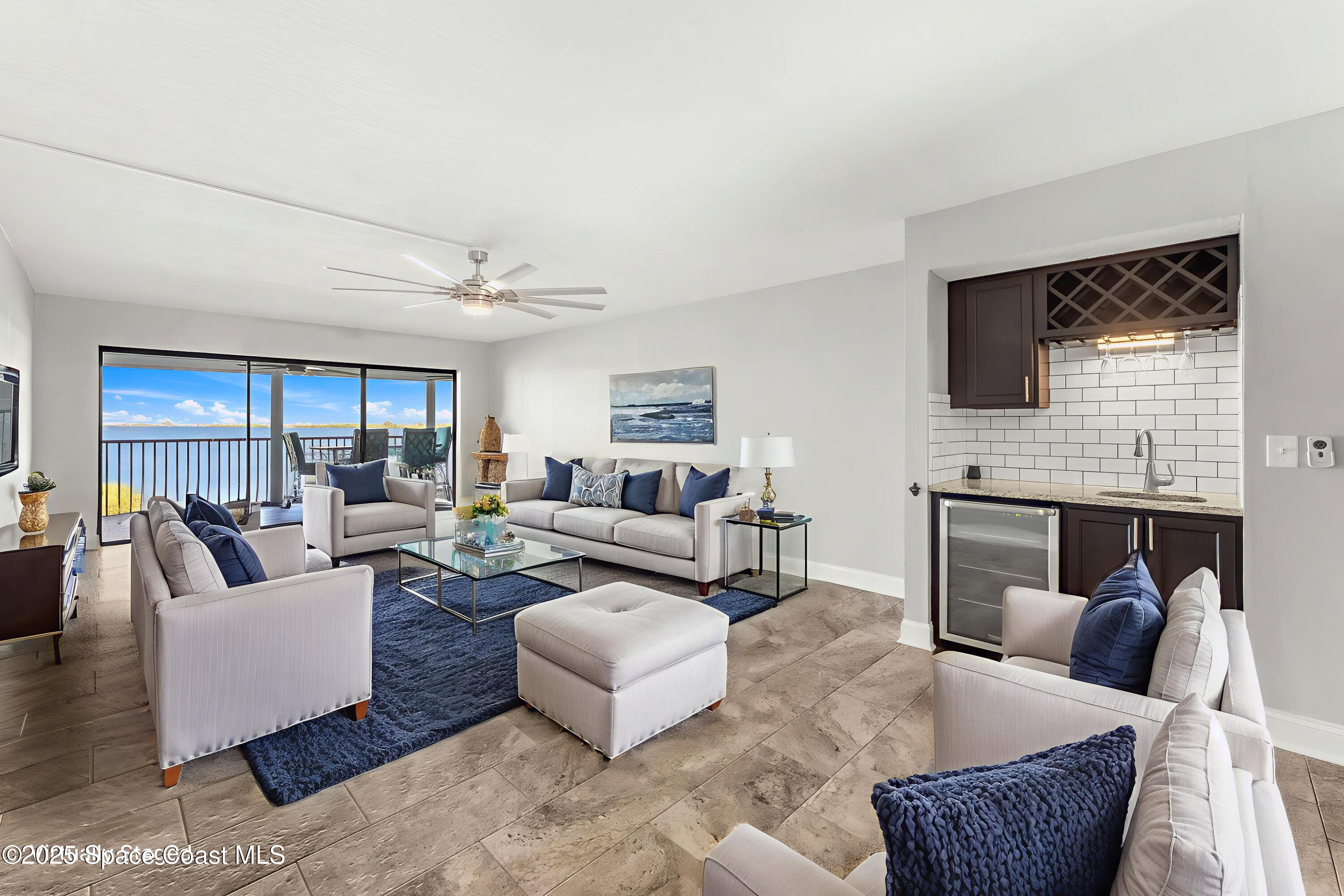 3799 S Banana River Boulevard, 815
