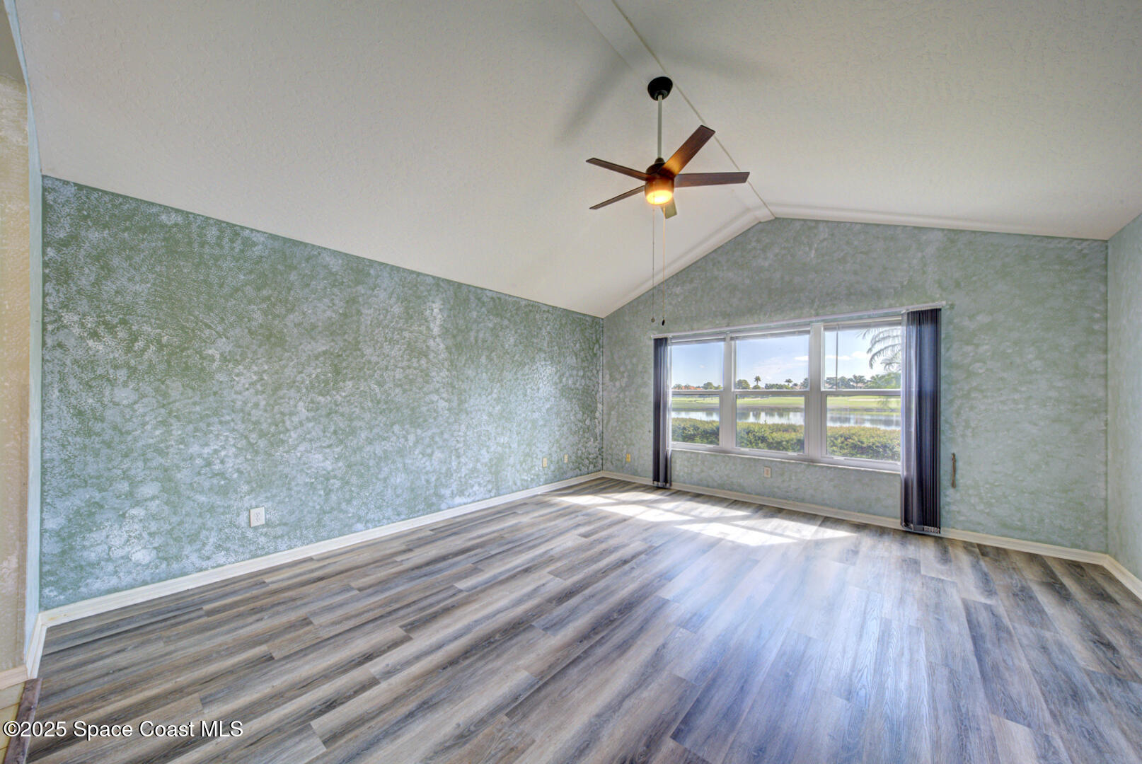 635 Dawson Drive, Melbourne