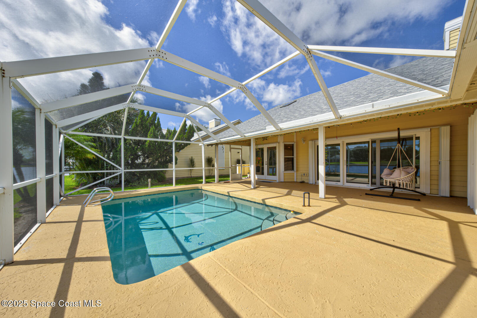 635 Dawson Drive, Melbourne