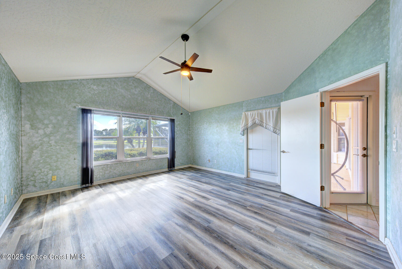 635 Dawson Drive, Melbourne