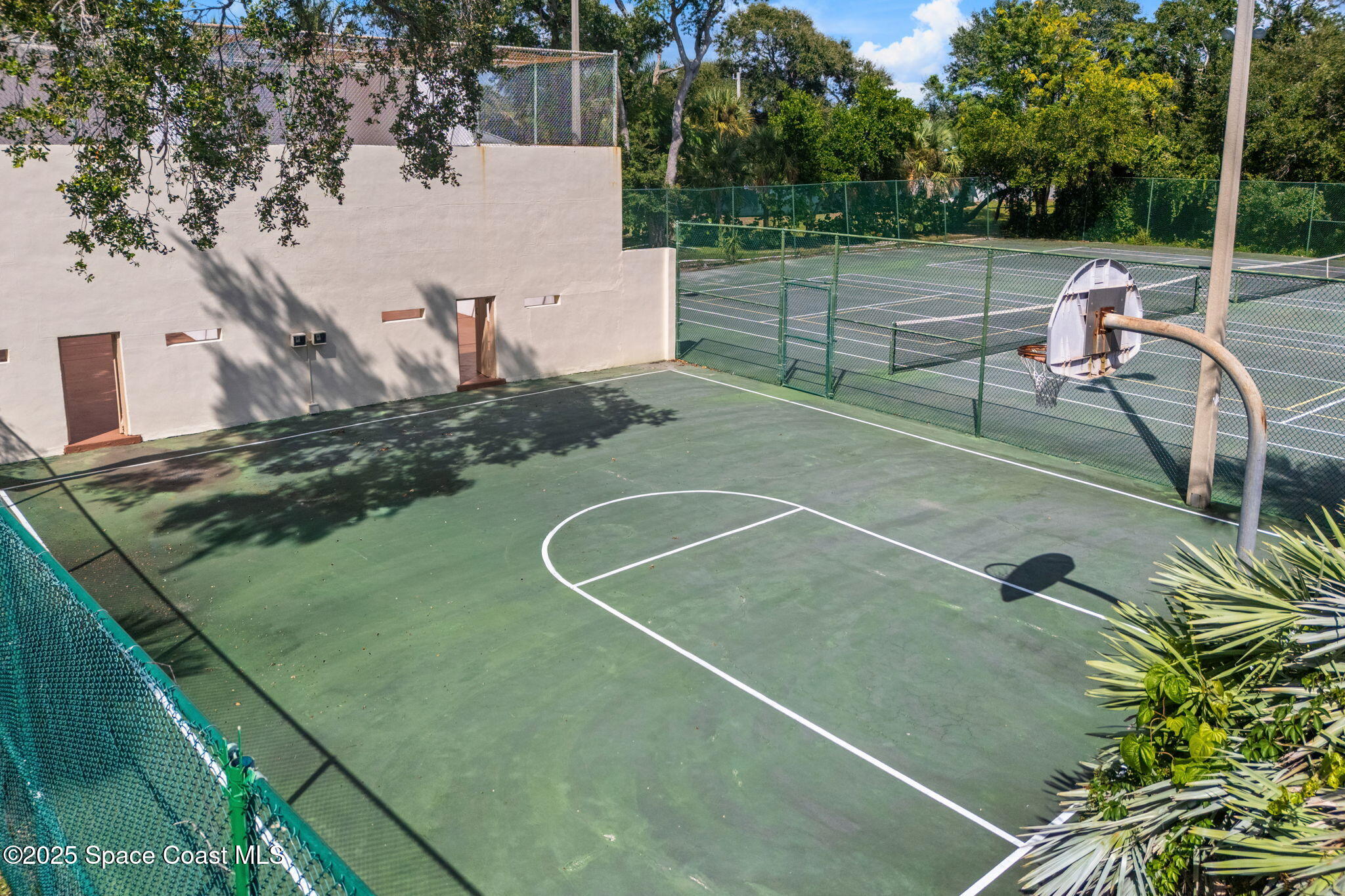 8761 Banyan Way