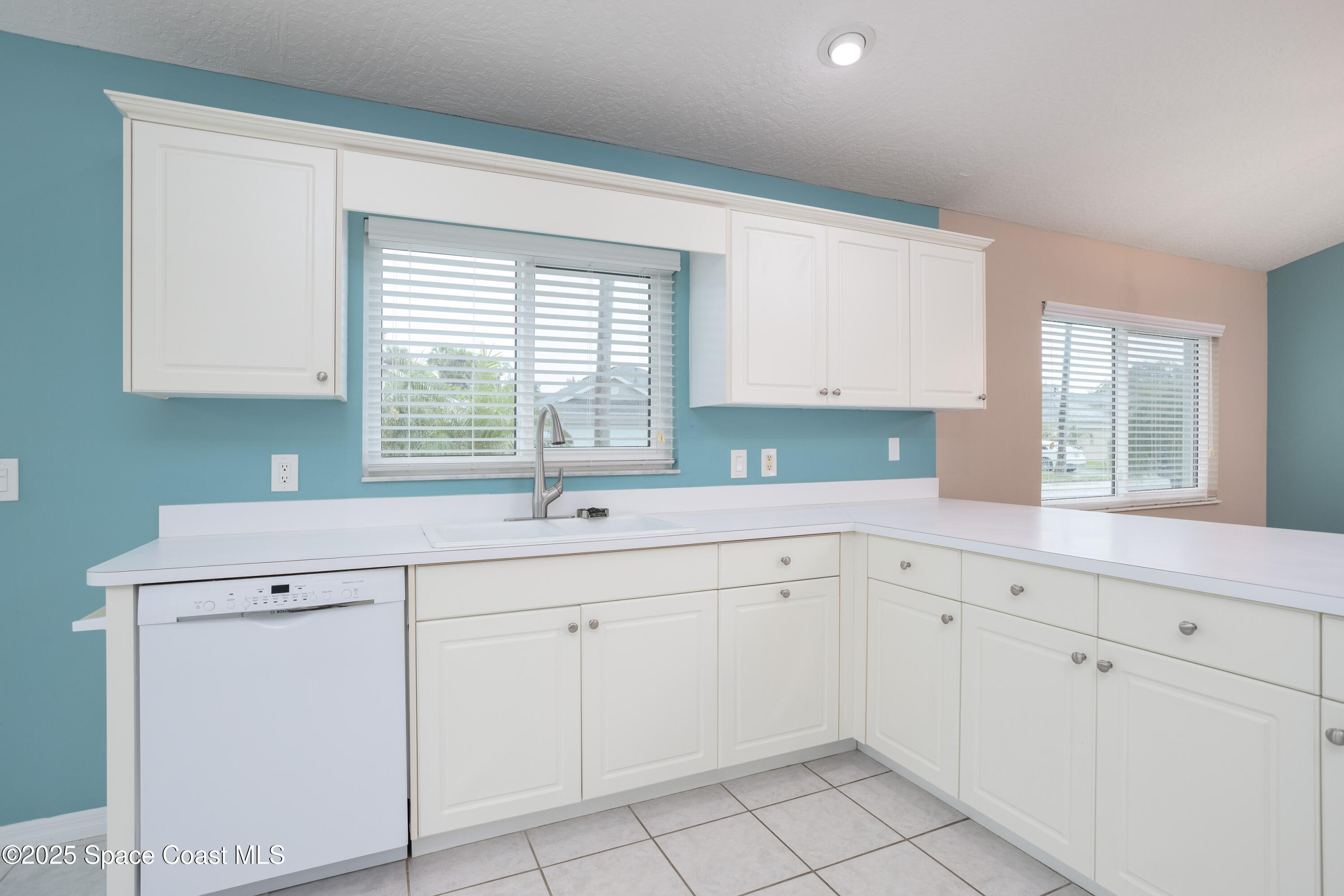 7932 Citrus Creek Drive