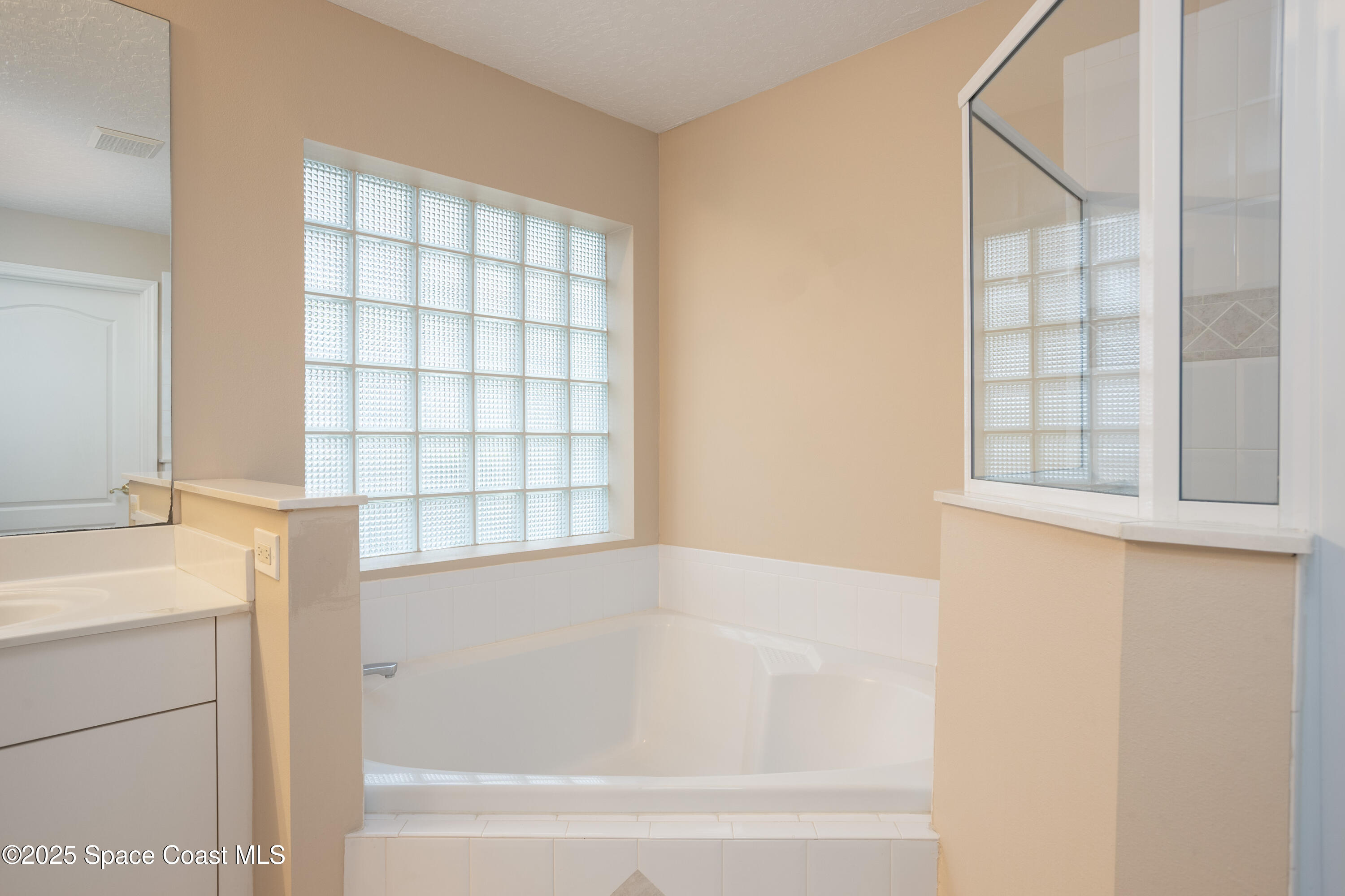 7932 Citrus Creek Drive