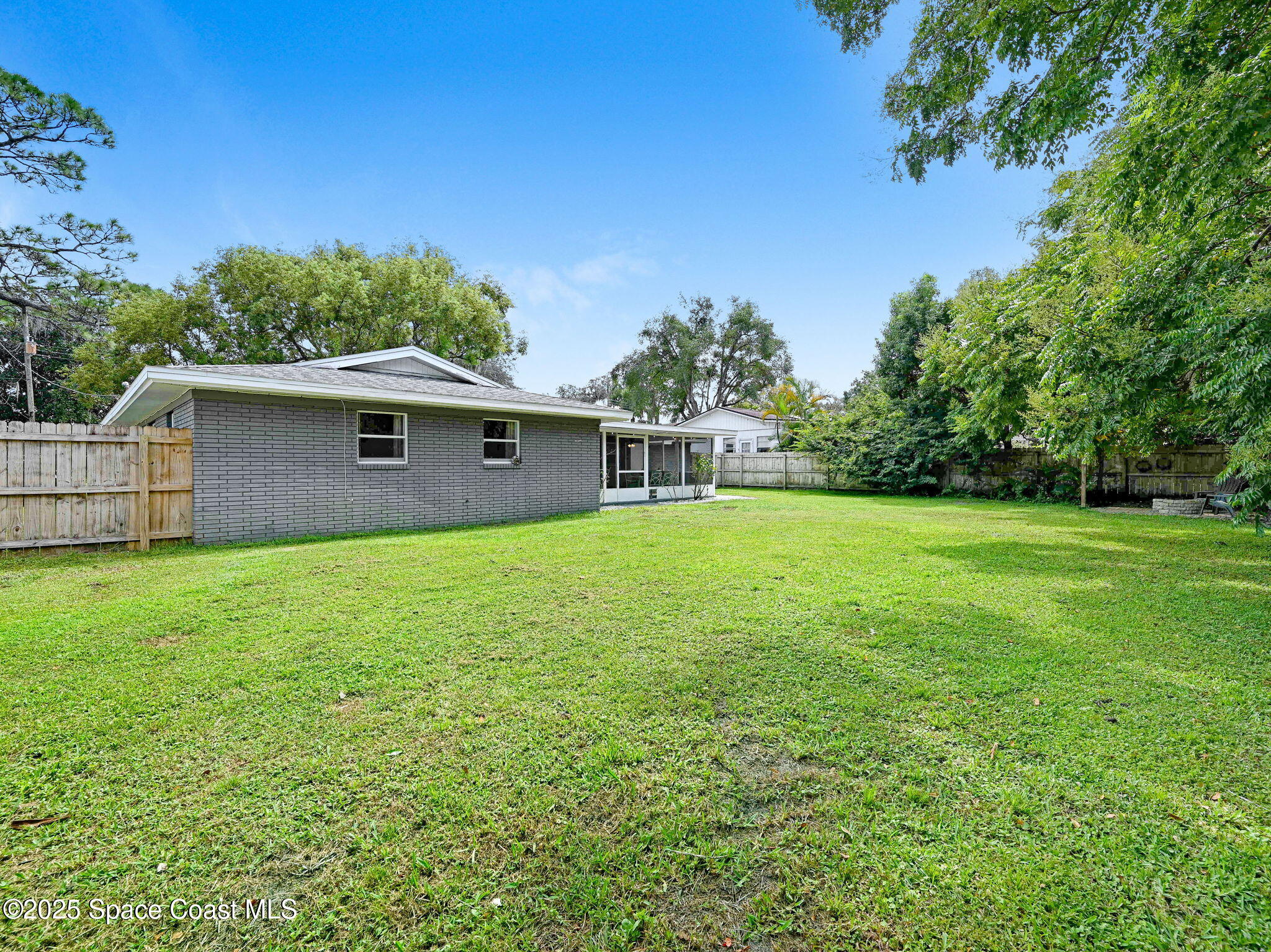 416 Poinsettia Avenue