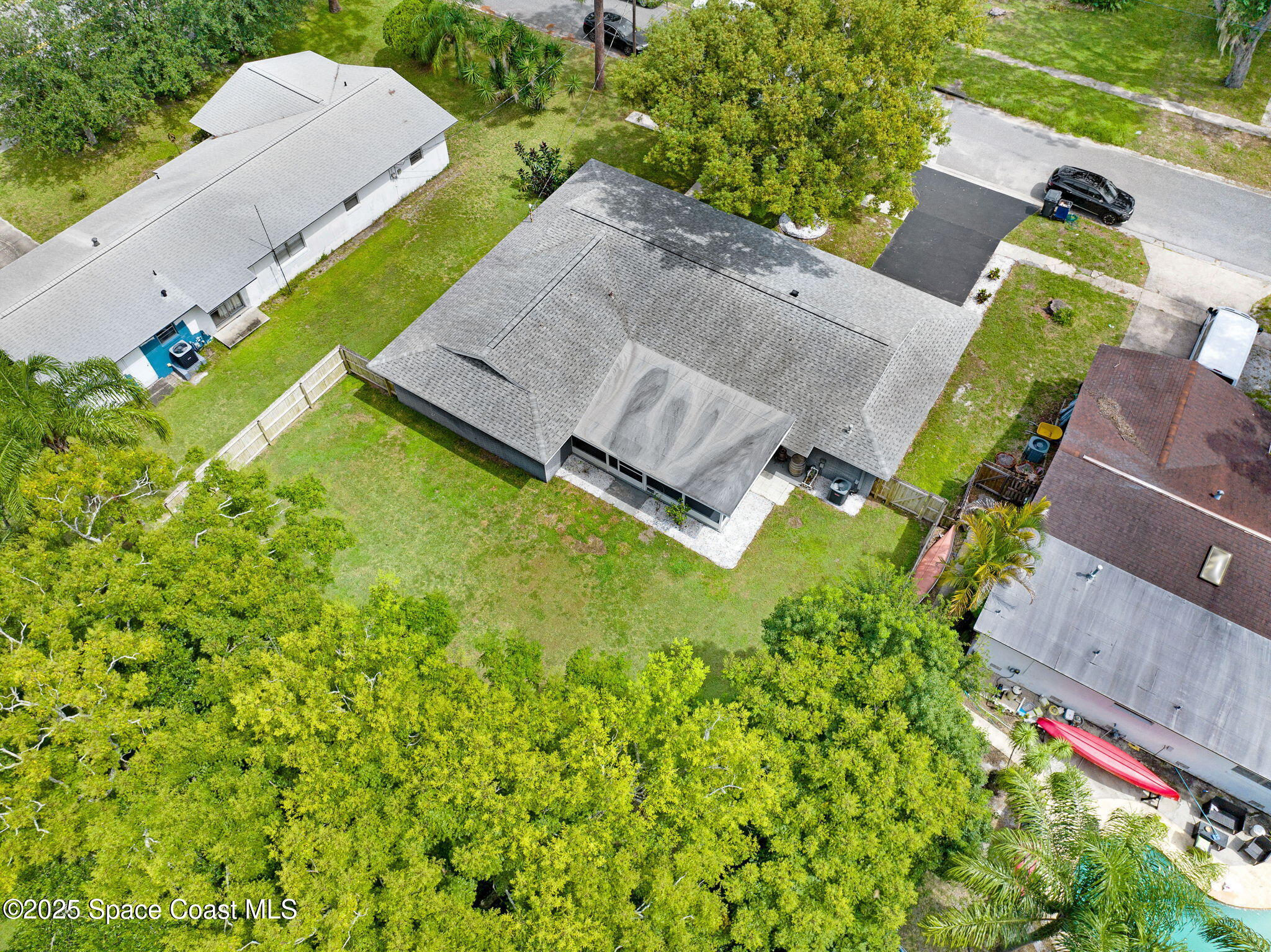 416 Poinsettia Avenue